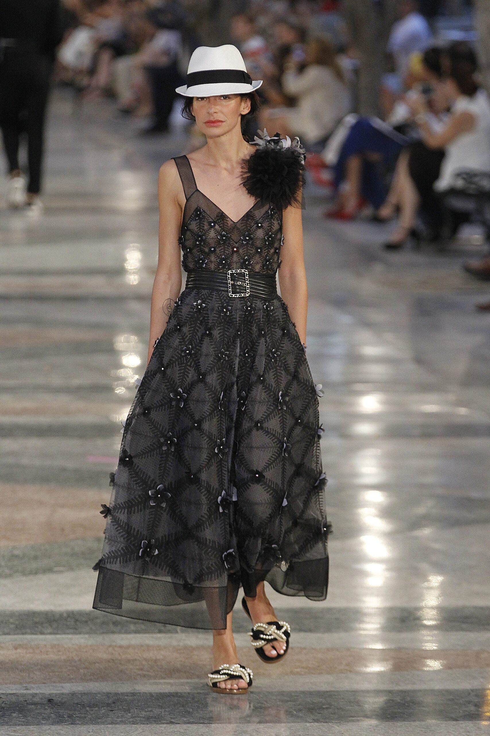 Chanel Resort 17 Look 723