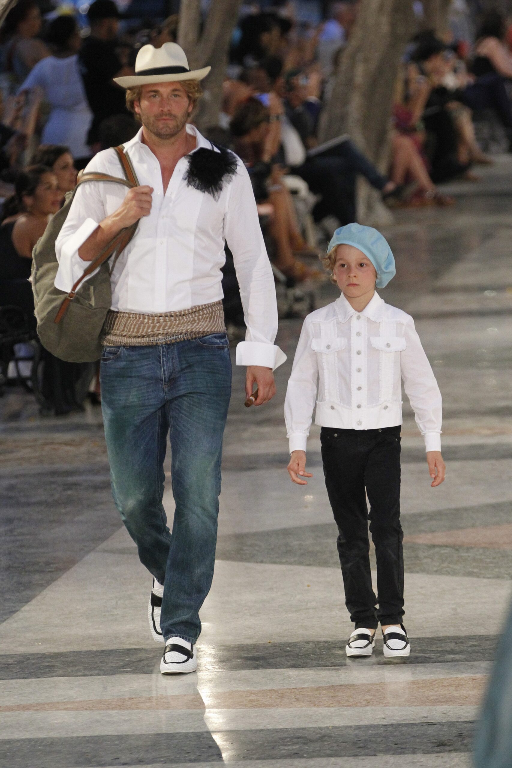 Chanel Resort 17 Look 900