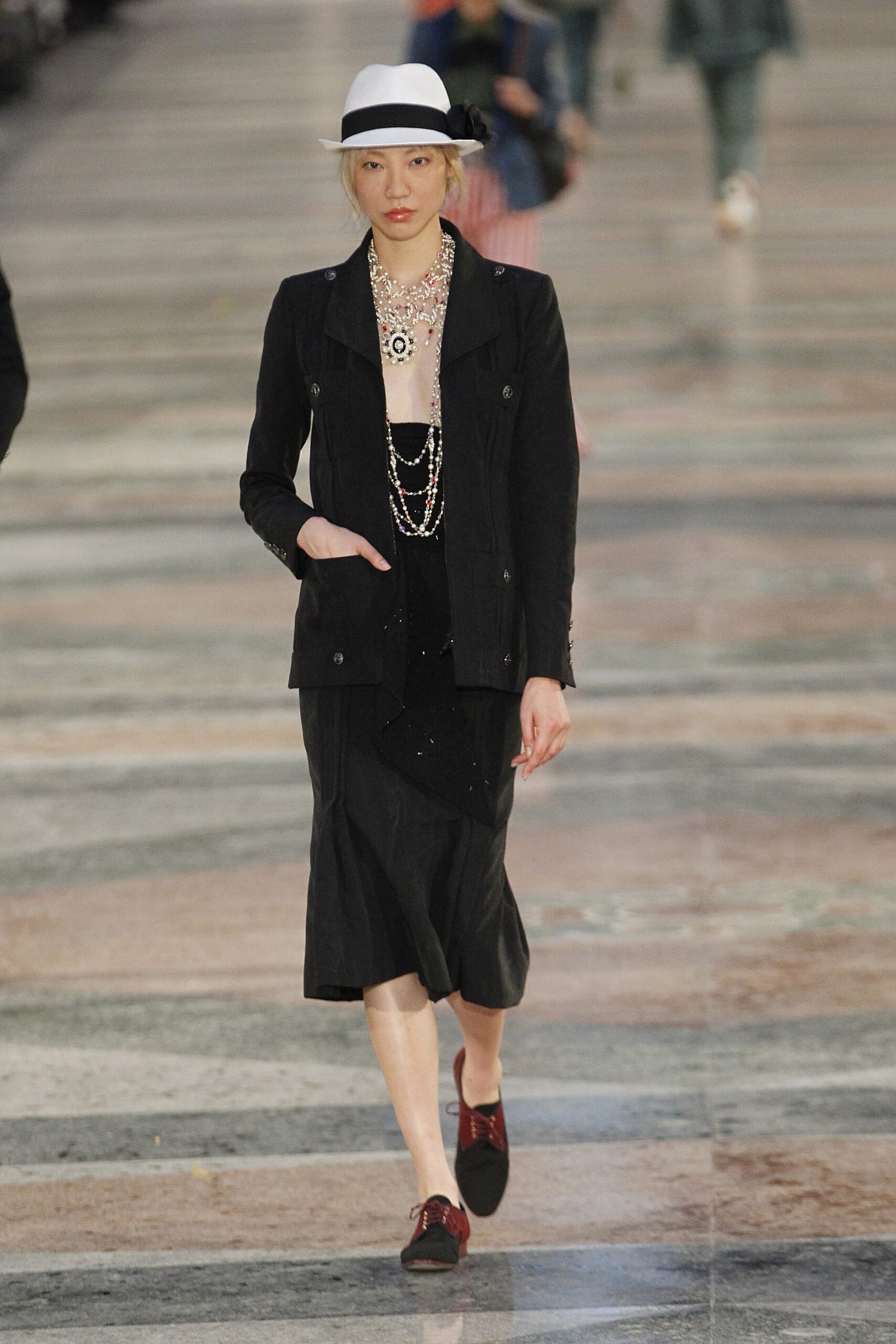 Chanel Resort 17 Look 937
