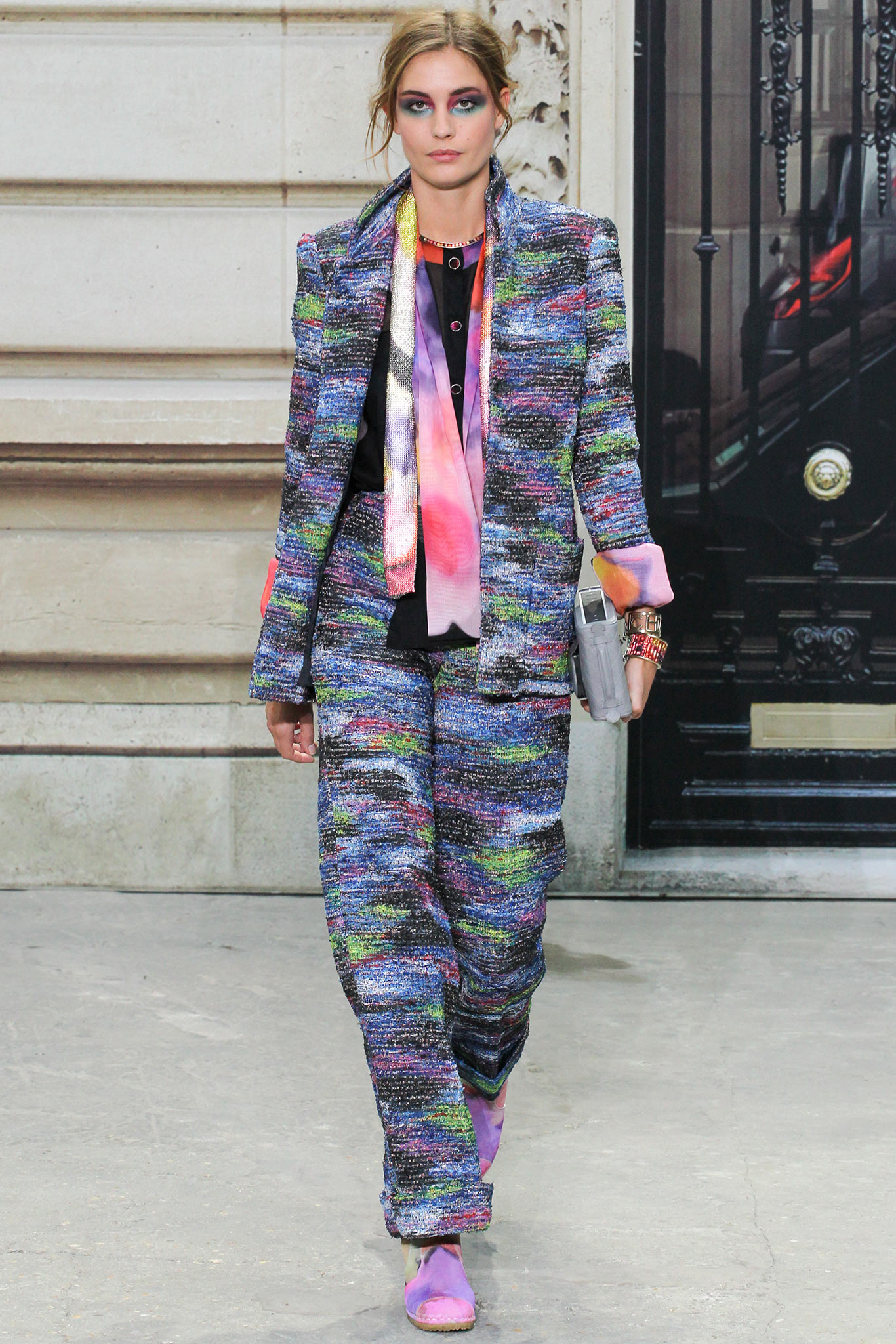 Chanel S/S 15 Look 42