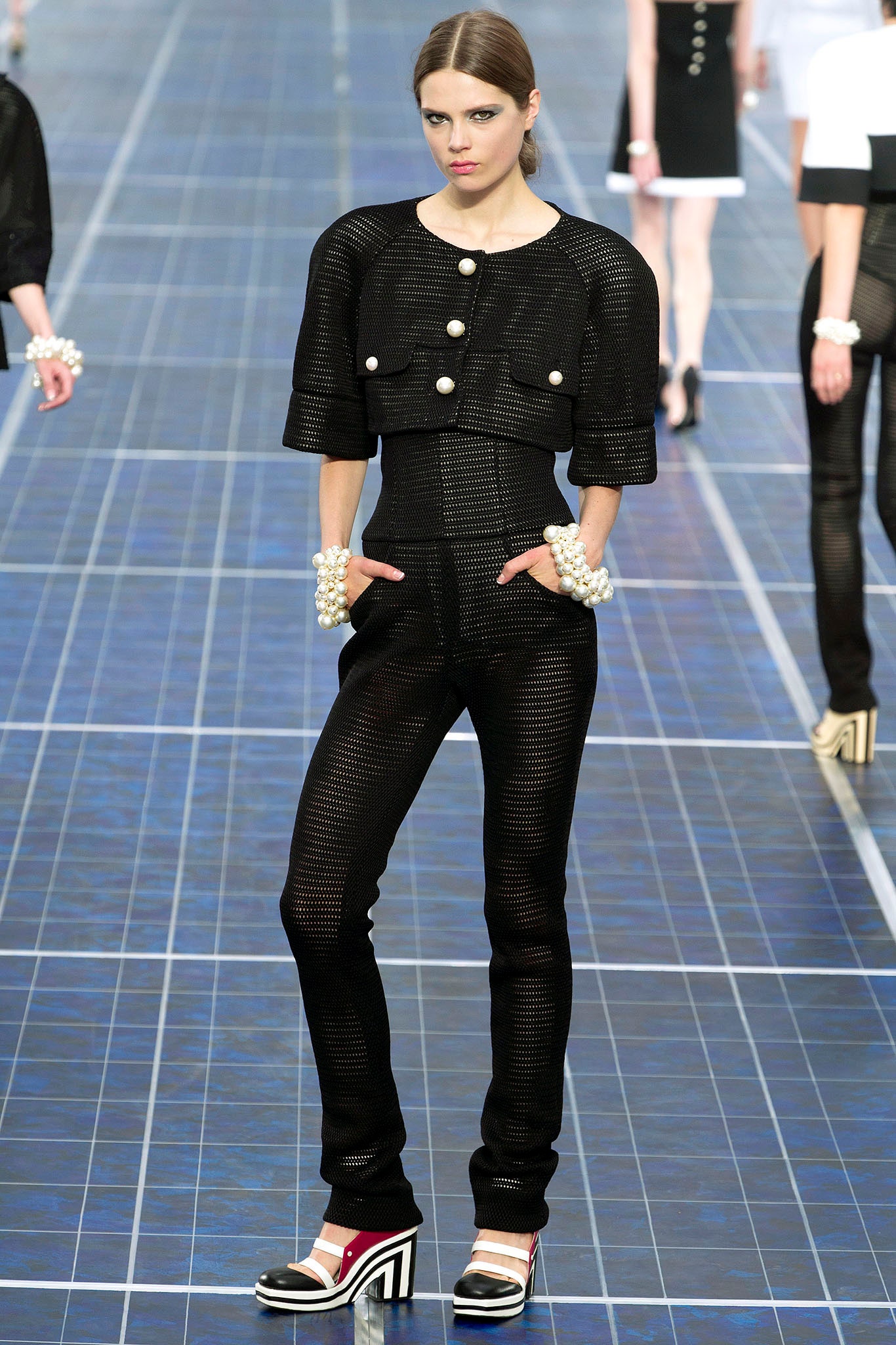 Chanel S/S 13 Look 100