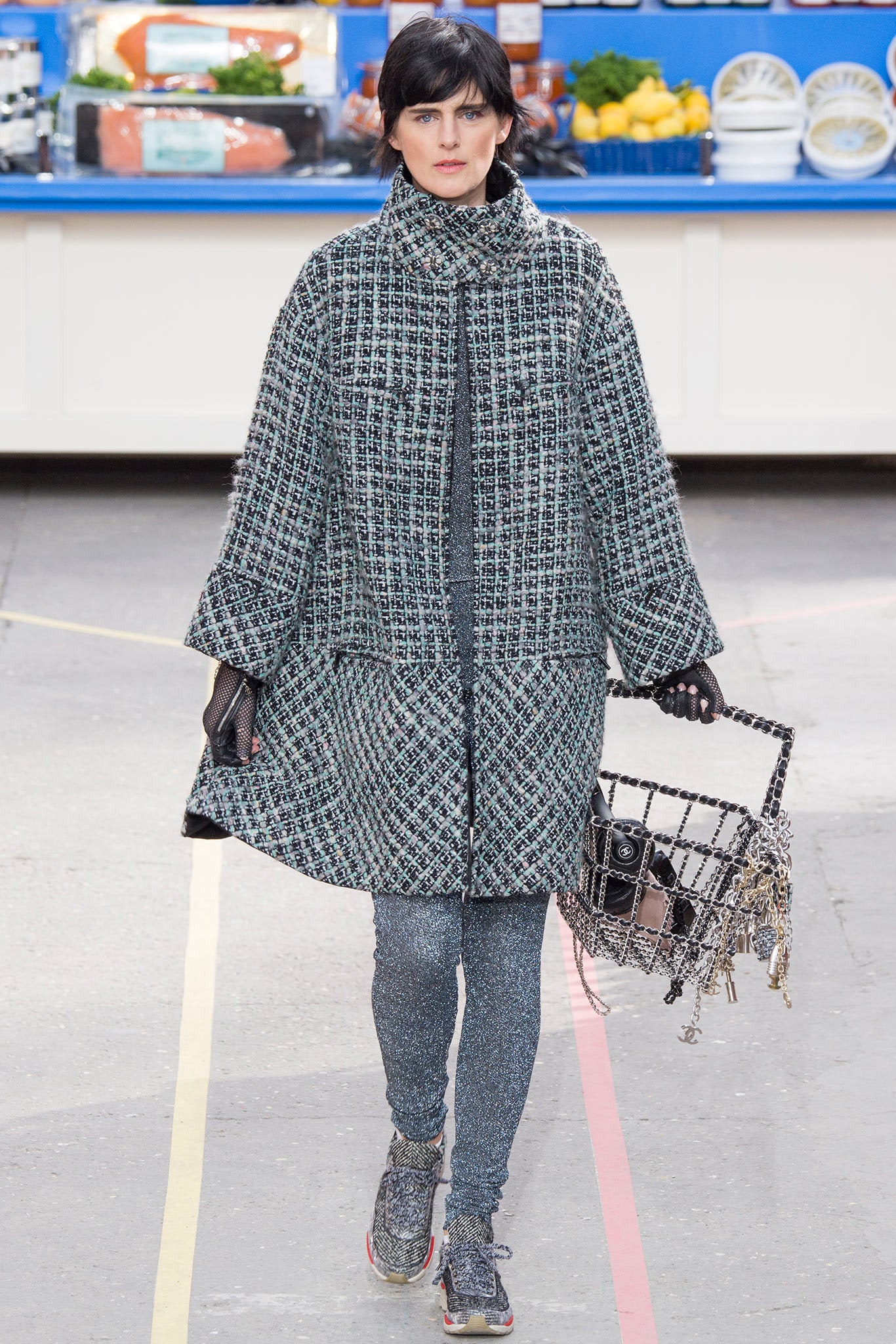 Chanel F/W 14 Look 129