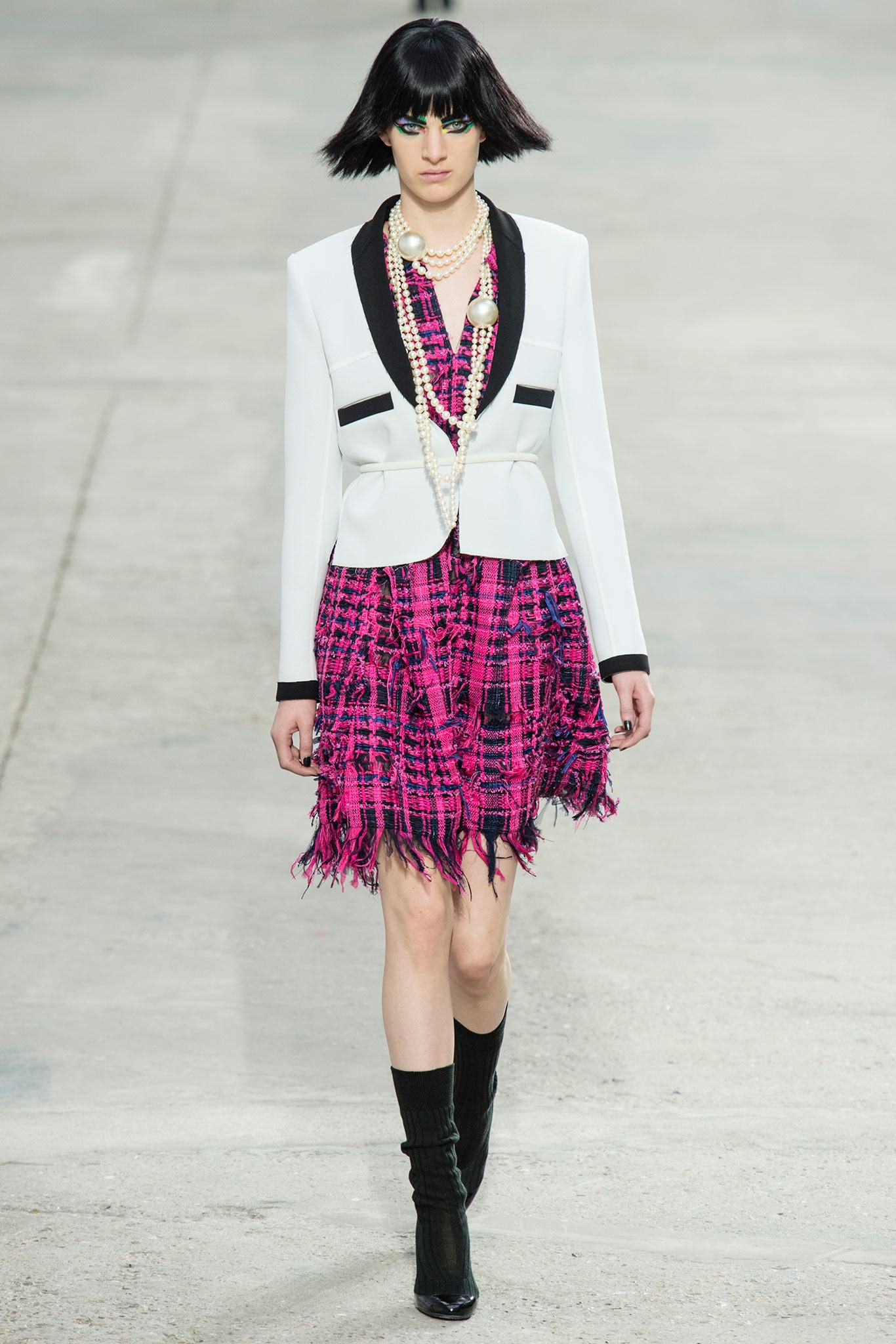 Chanel S/S 14 Look 112