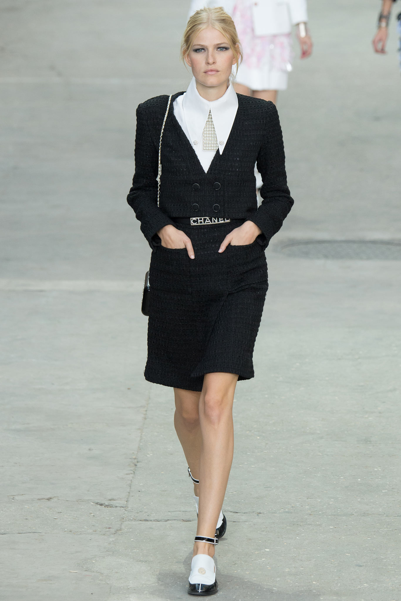 Chanel S/S 15 Look 357