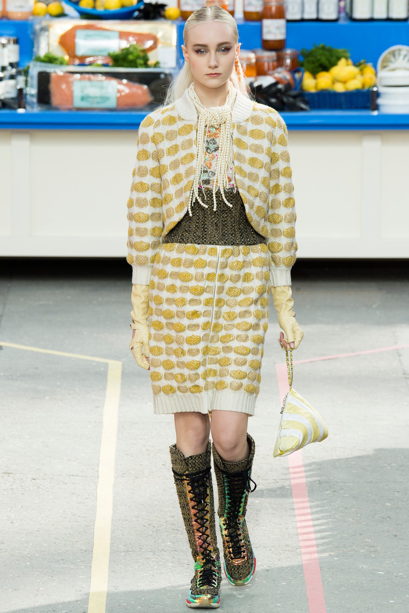 Chanel F/W 14 Look 203