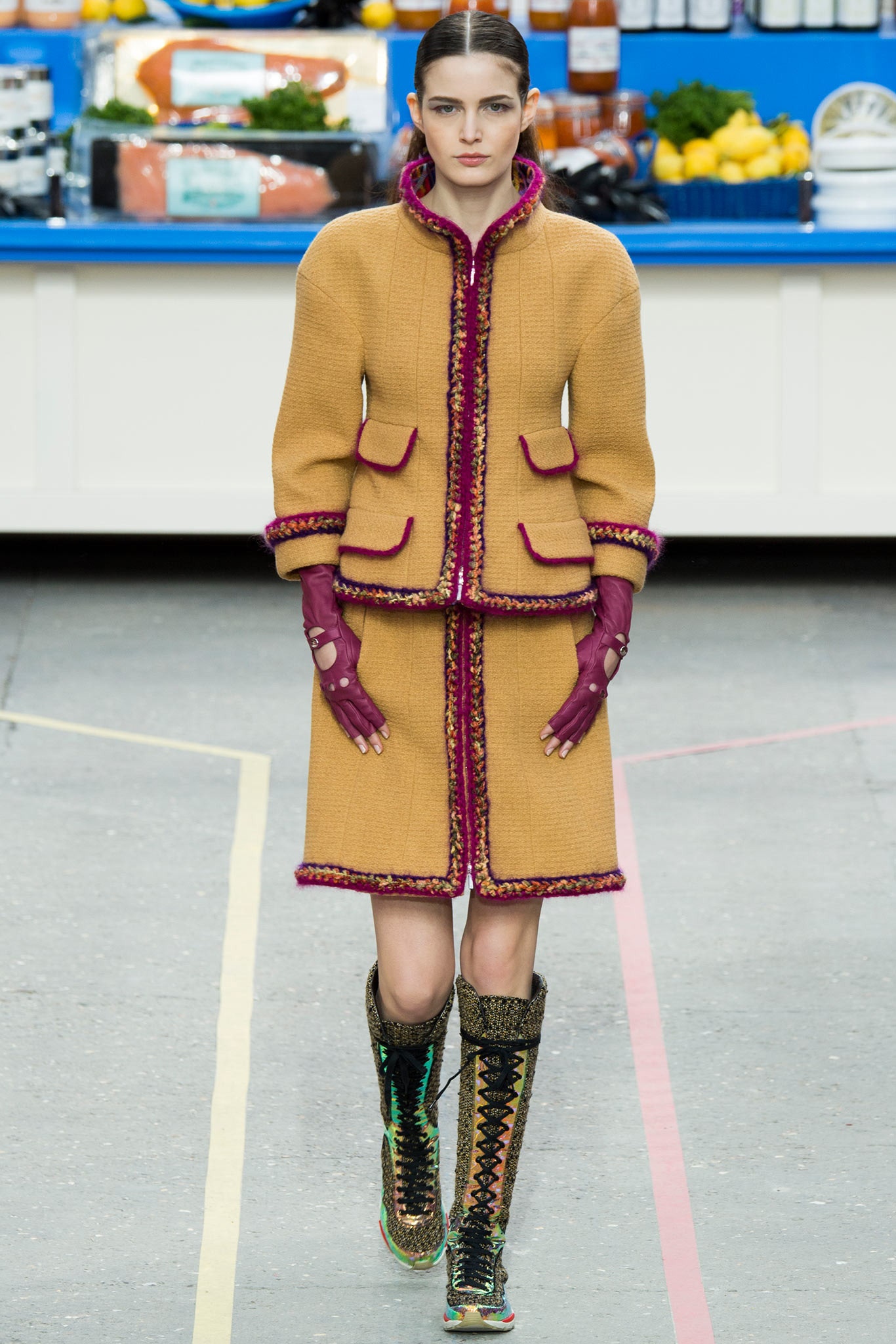 Chanel F/W 14 Look 216