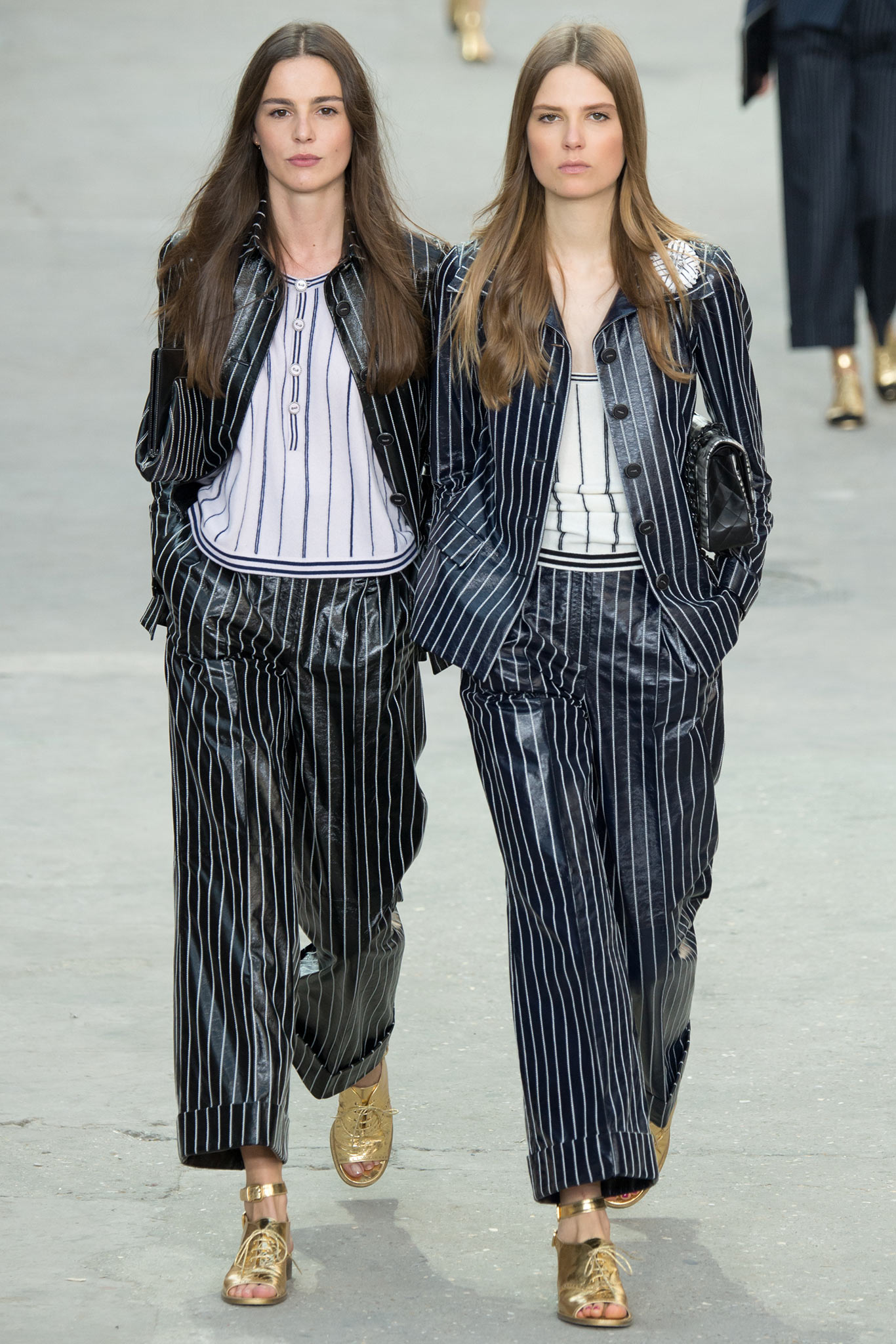 Chanel S/S 15 Look 436
