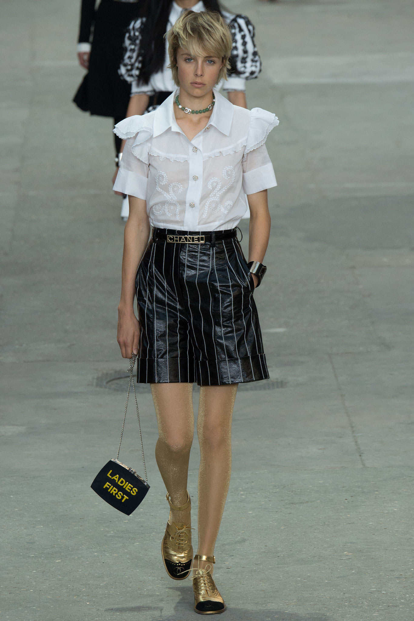Chanel S/S 15 Look 526