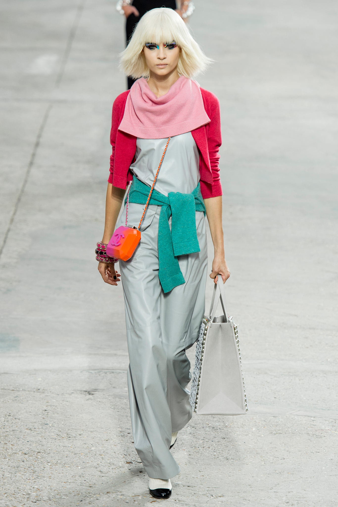 Chanel S/S 14 Look 331