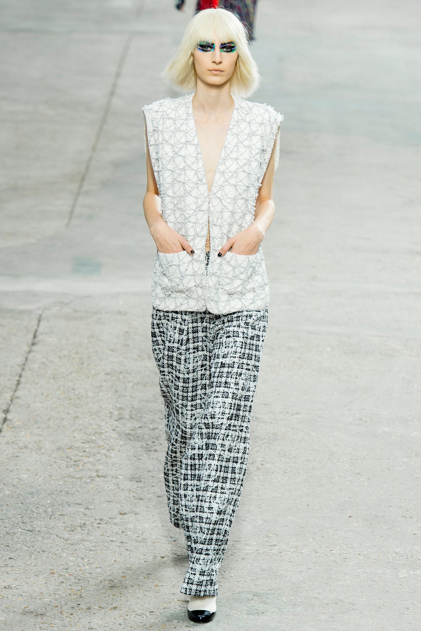 Chanel S/S 14 Look 404