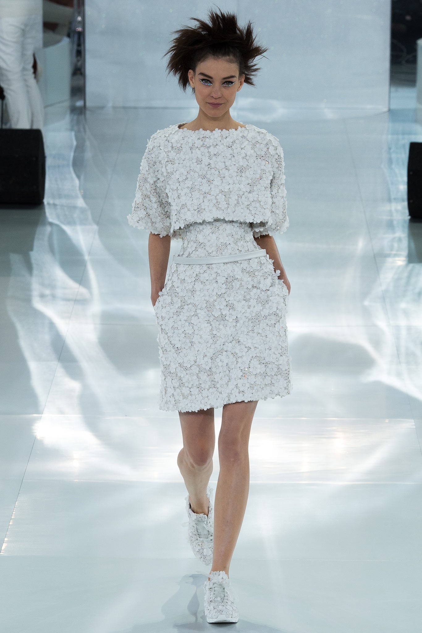 white lace short-sleeve boat-neck embellished pockets textured dress