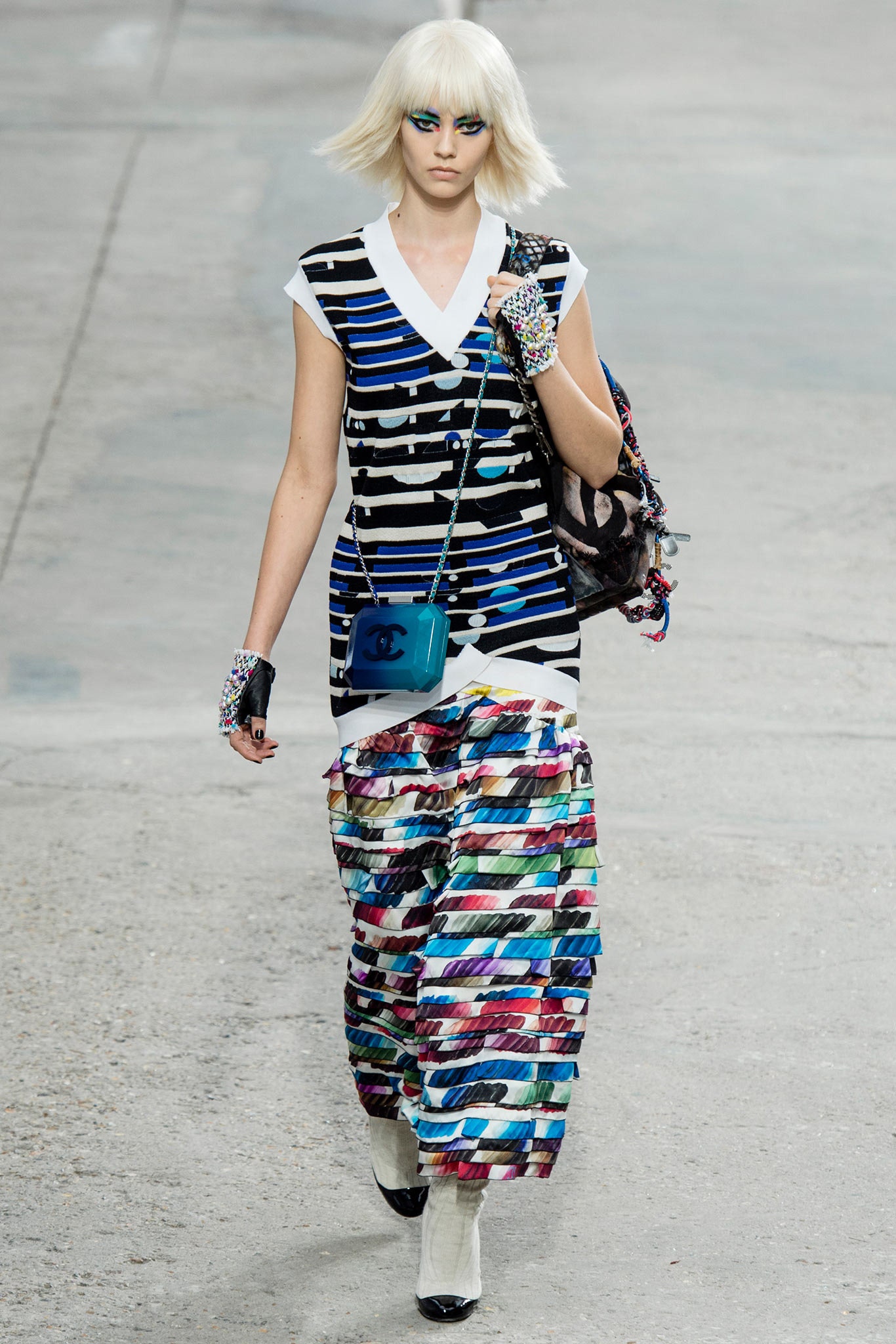 Chanel S/S 14 Look 685