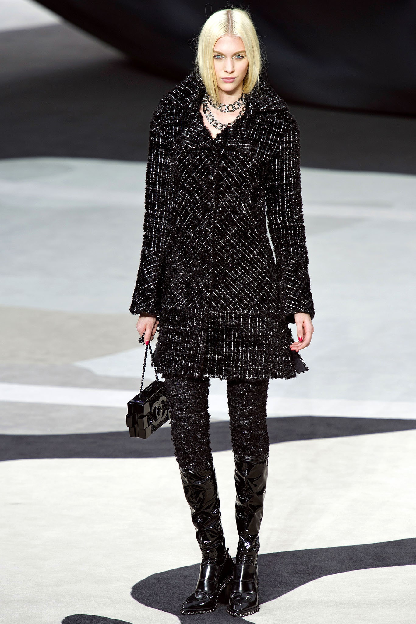 Chanel F/W 13 Look 101