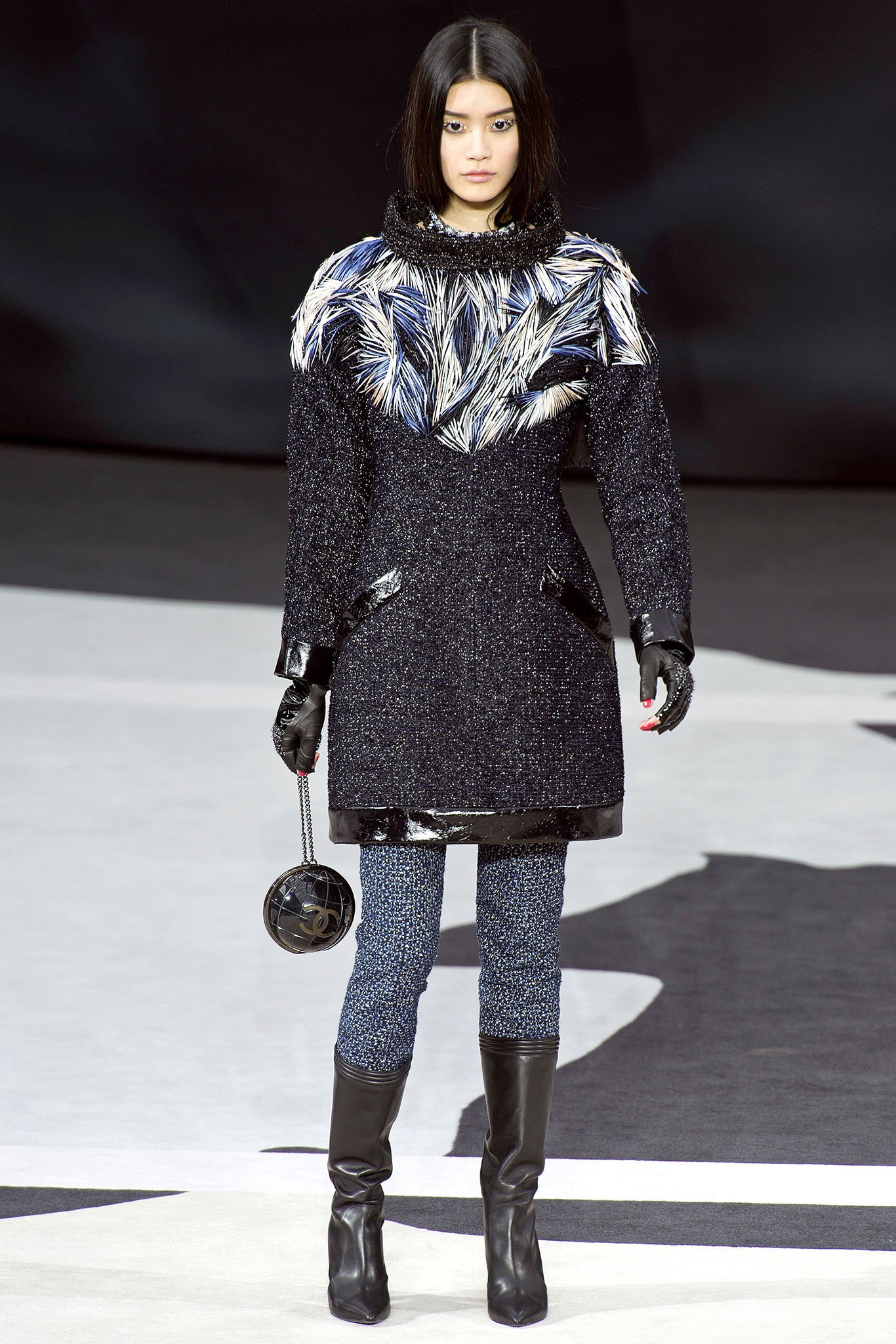 Chanel F/W 13 Look 132