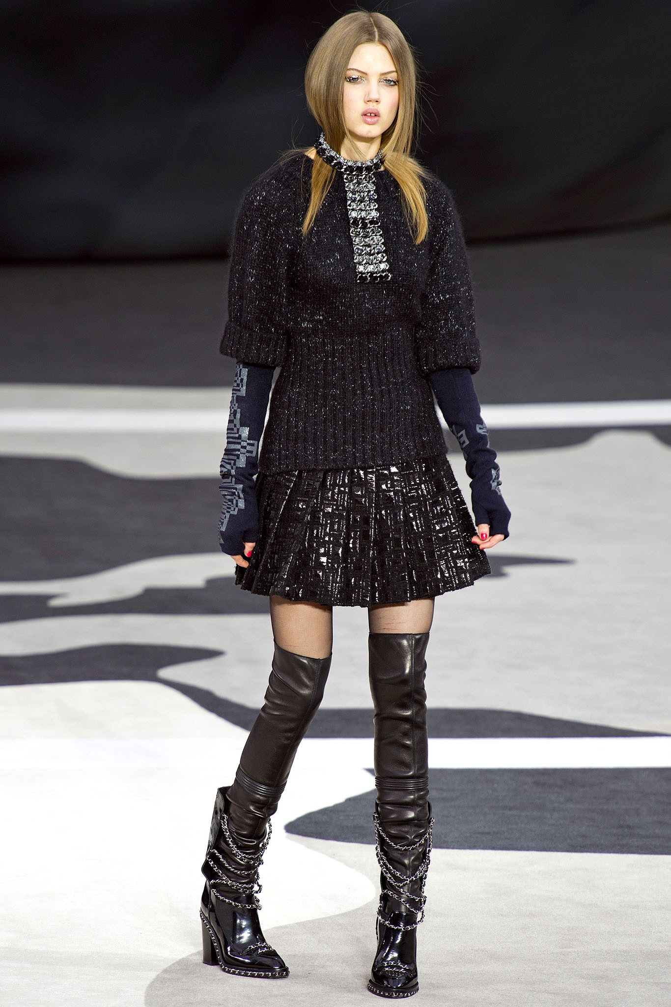 Chanel F/W 13 Look 387
