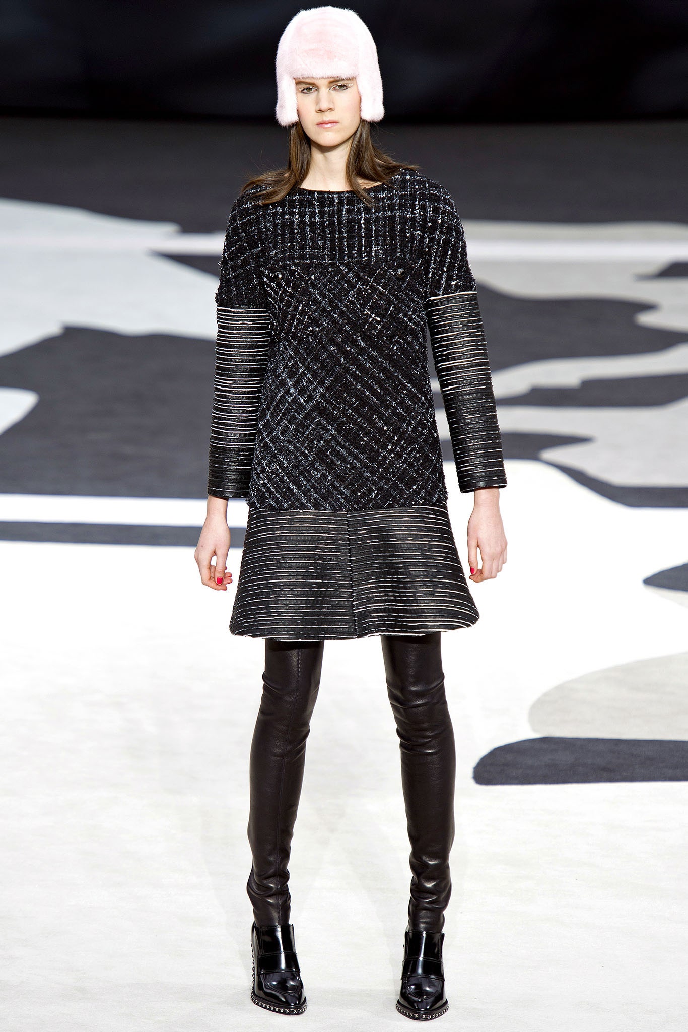 Chanel F/W 13 Look 411