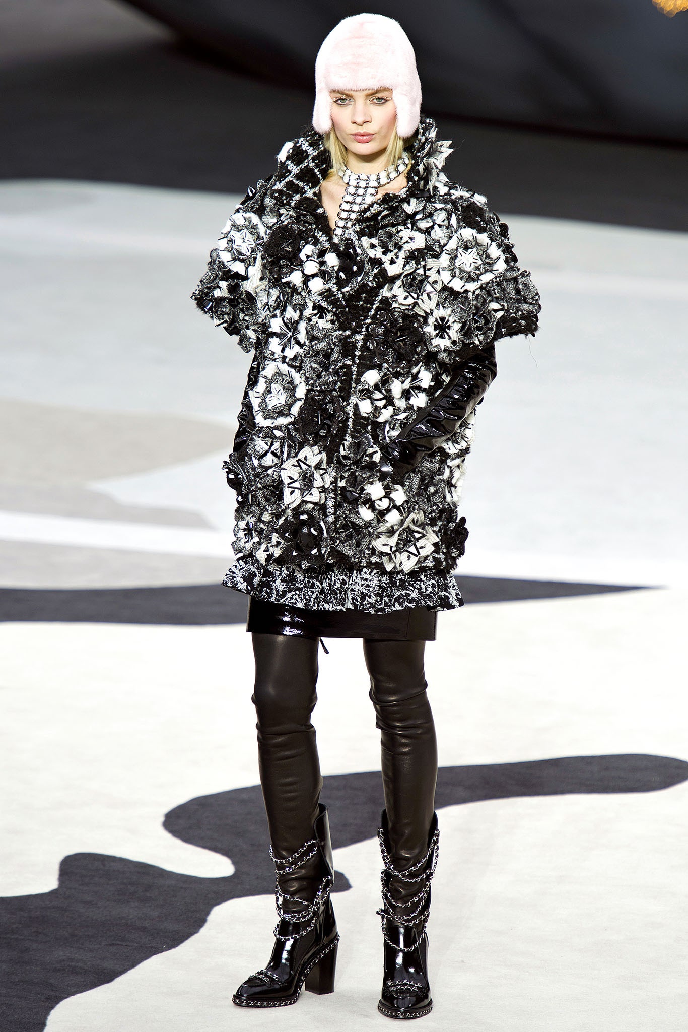 Chanel F/W 13 Look 461