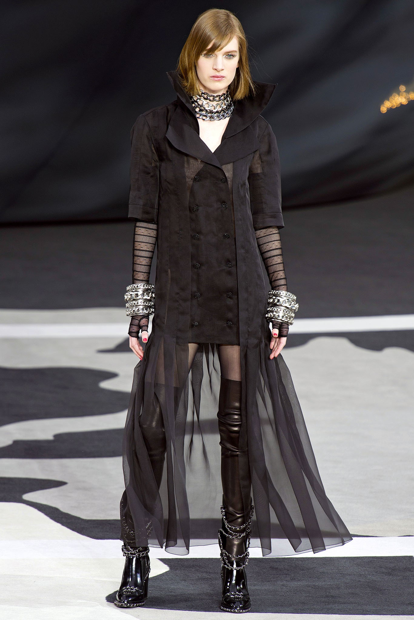 Chanel F/W 13 Look 553