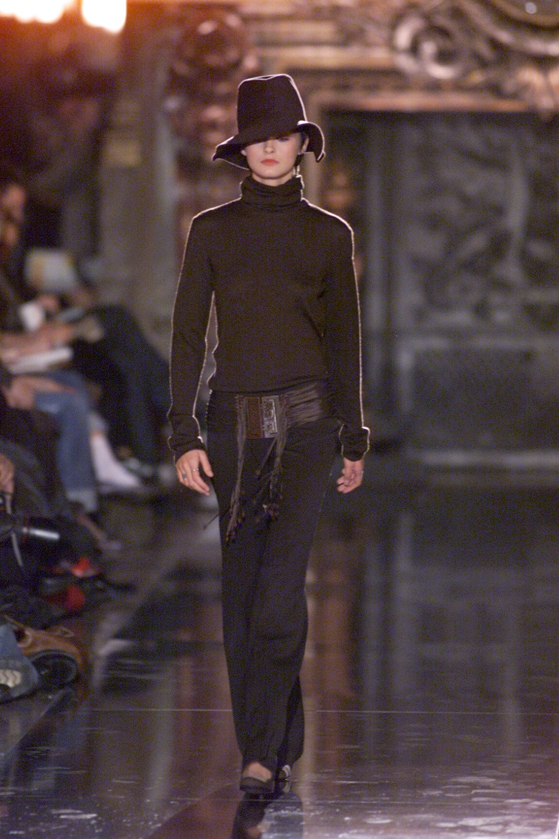 Chloé F/W 00 Look 129