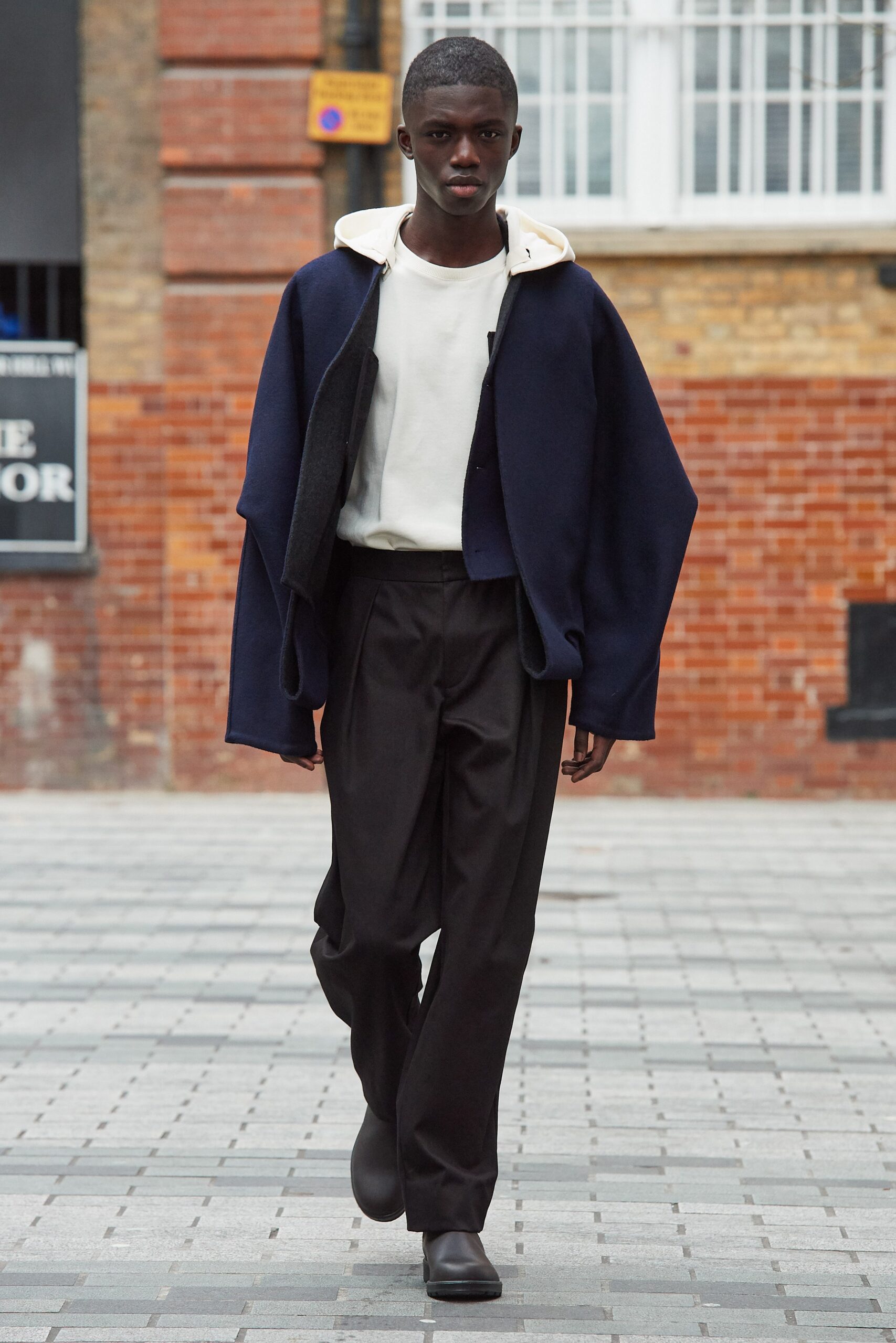Chalayan F/W 20 Menswear Look 163