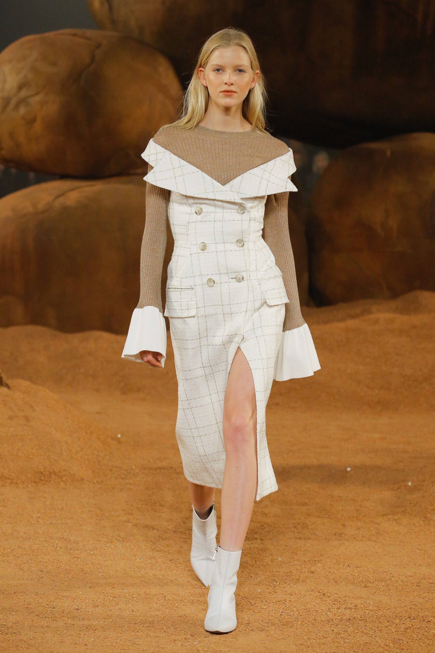 Camilla and Marc Resort 19 Look 281