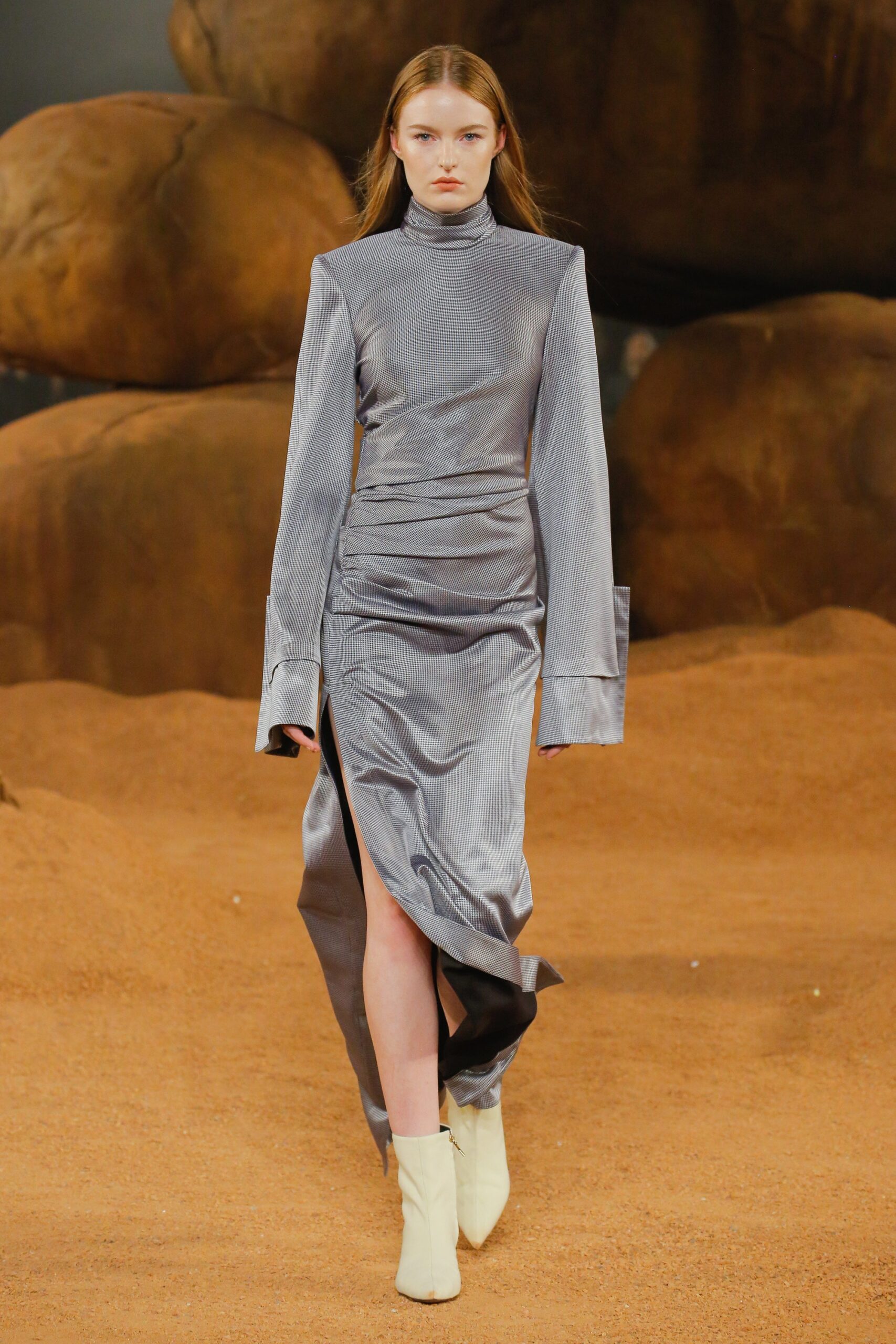 Camilla and Marc Resort 19 Look 446