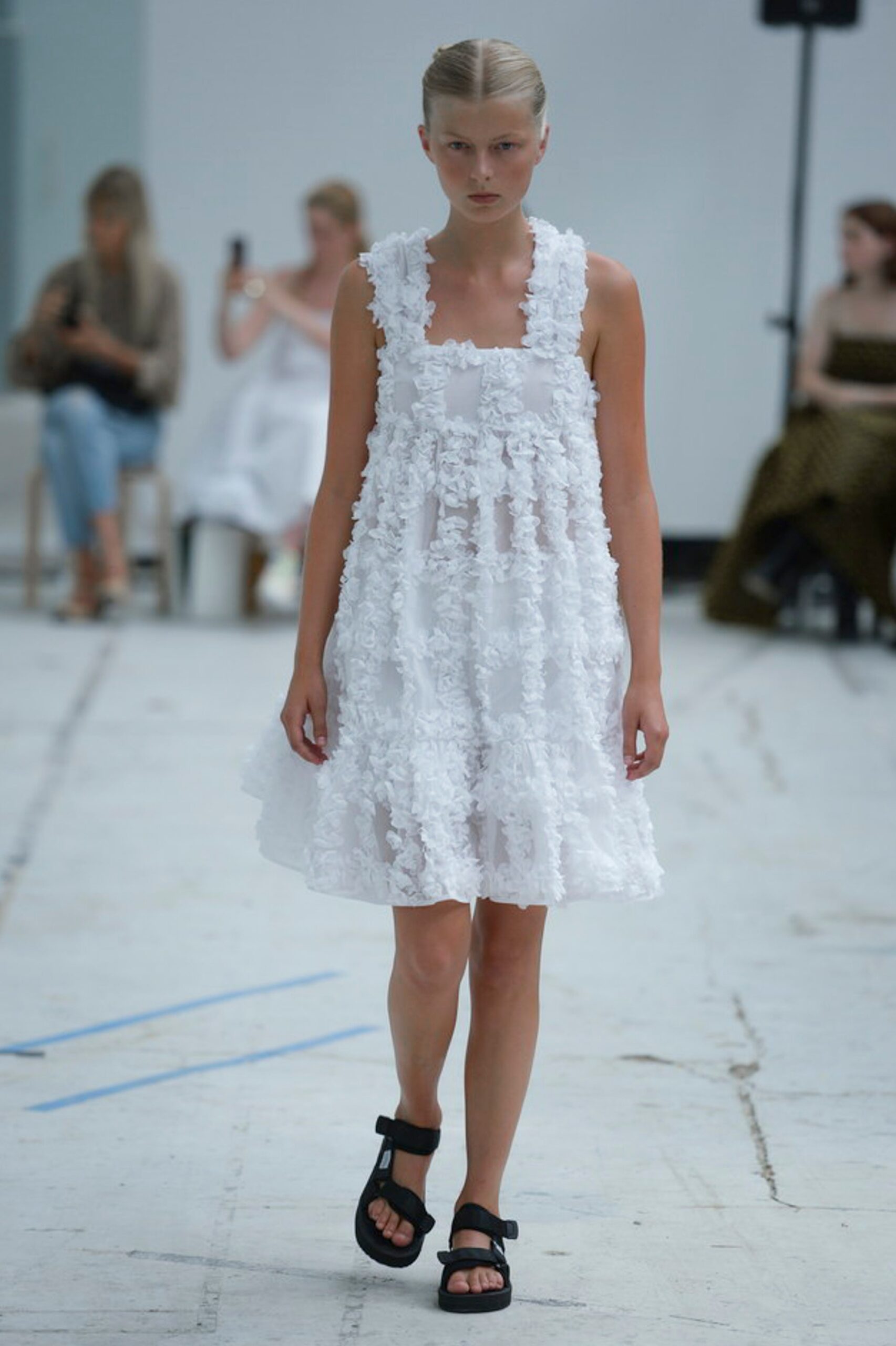Cecilie Bahnsen Copenhagen S/S 19 Look 292