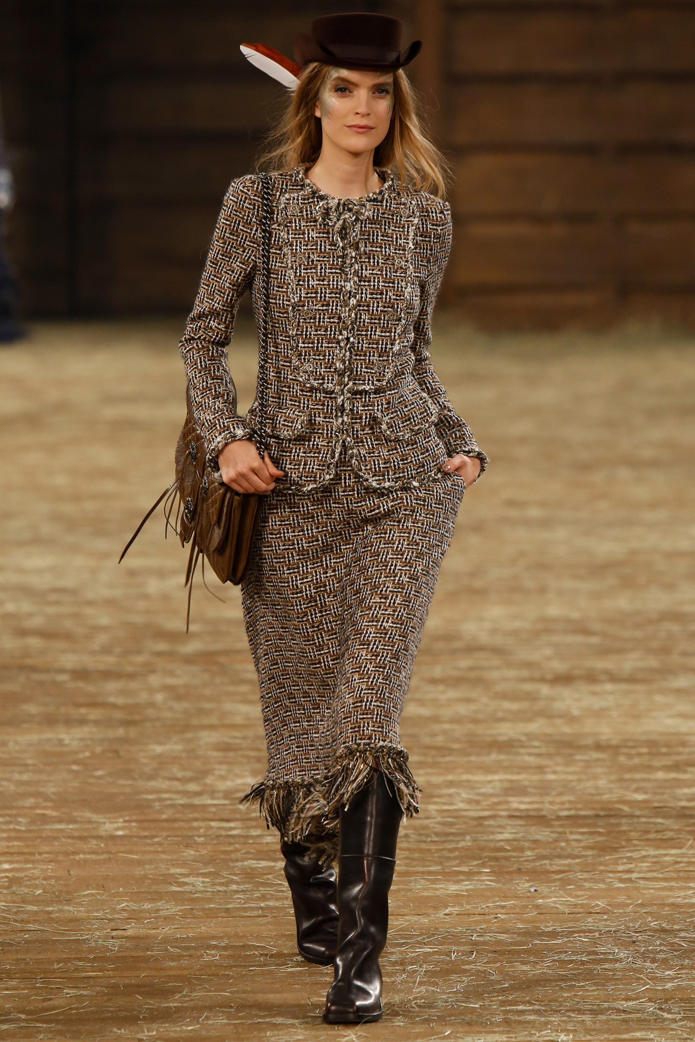 Chanel F/W 14 Look 54