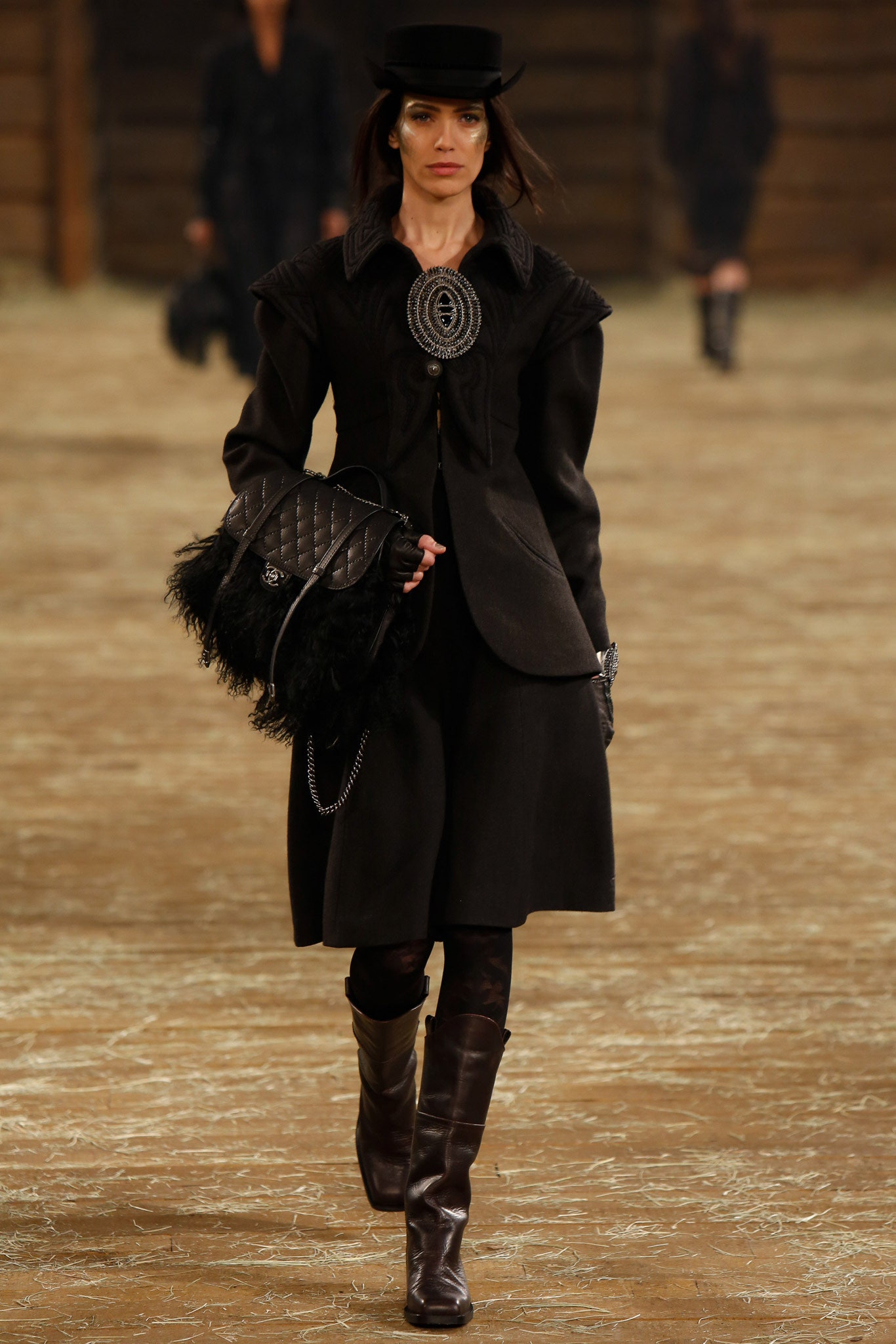 Chanel F/W 14 Look 90