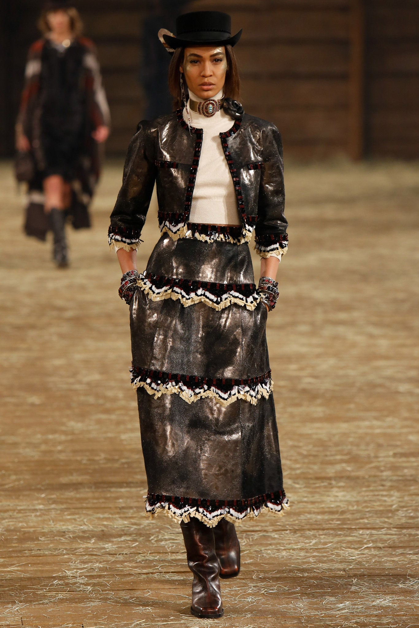 Chanel F/W 14 Look 112