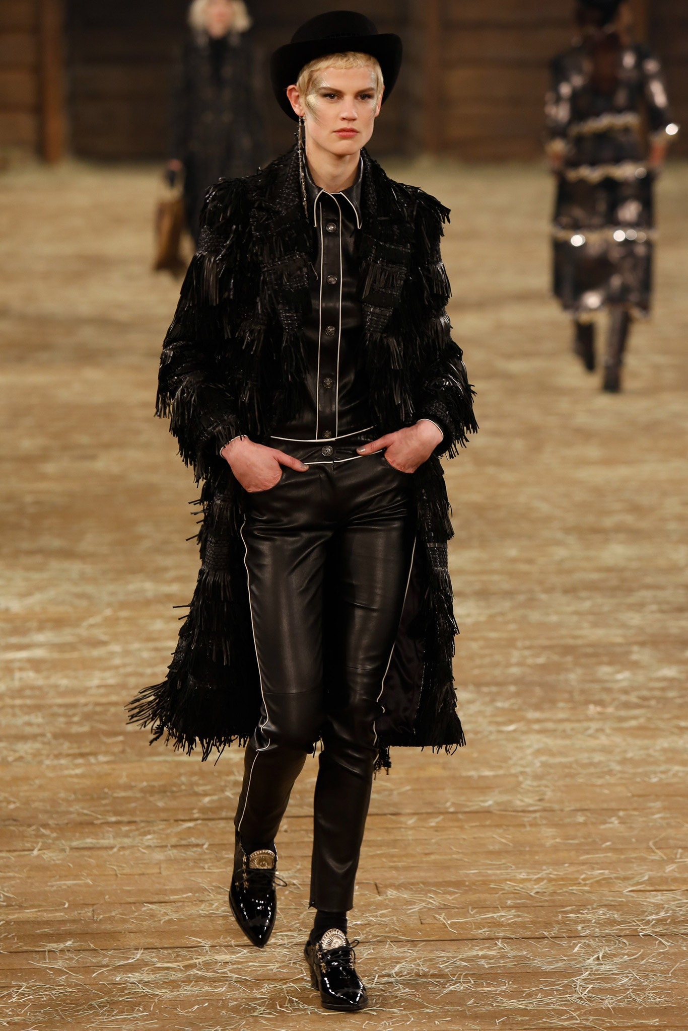 Chanel F/W 14 Look 133