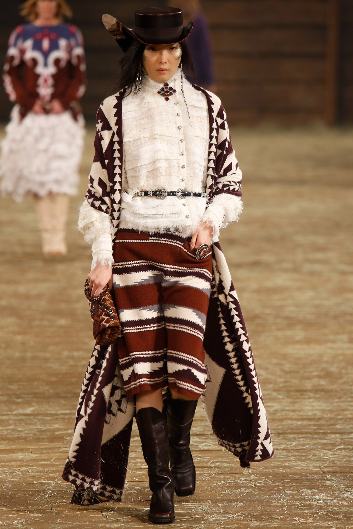 Chanel F/W 14 Look 184
