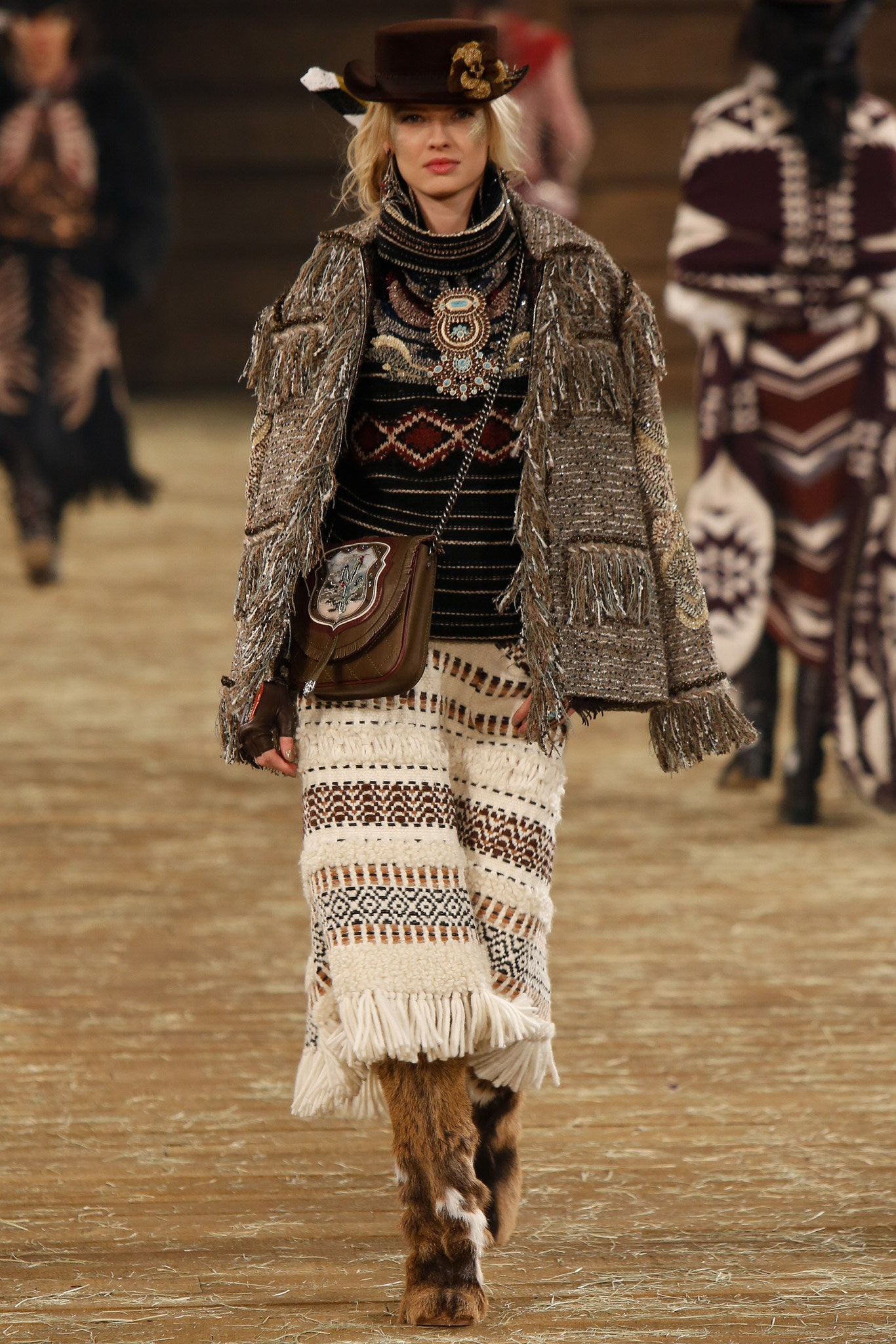Chanel F/W 14 Look 205