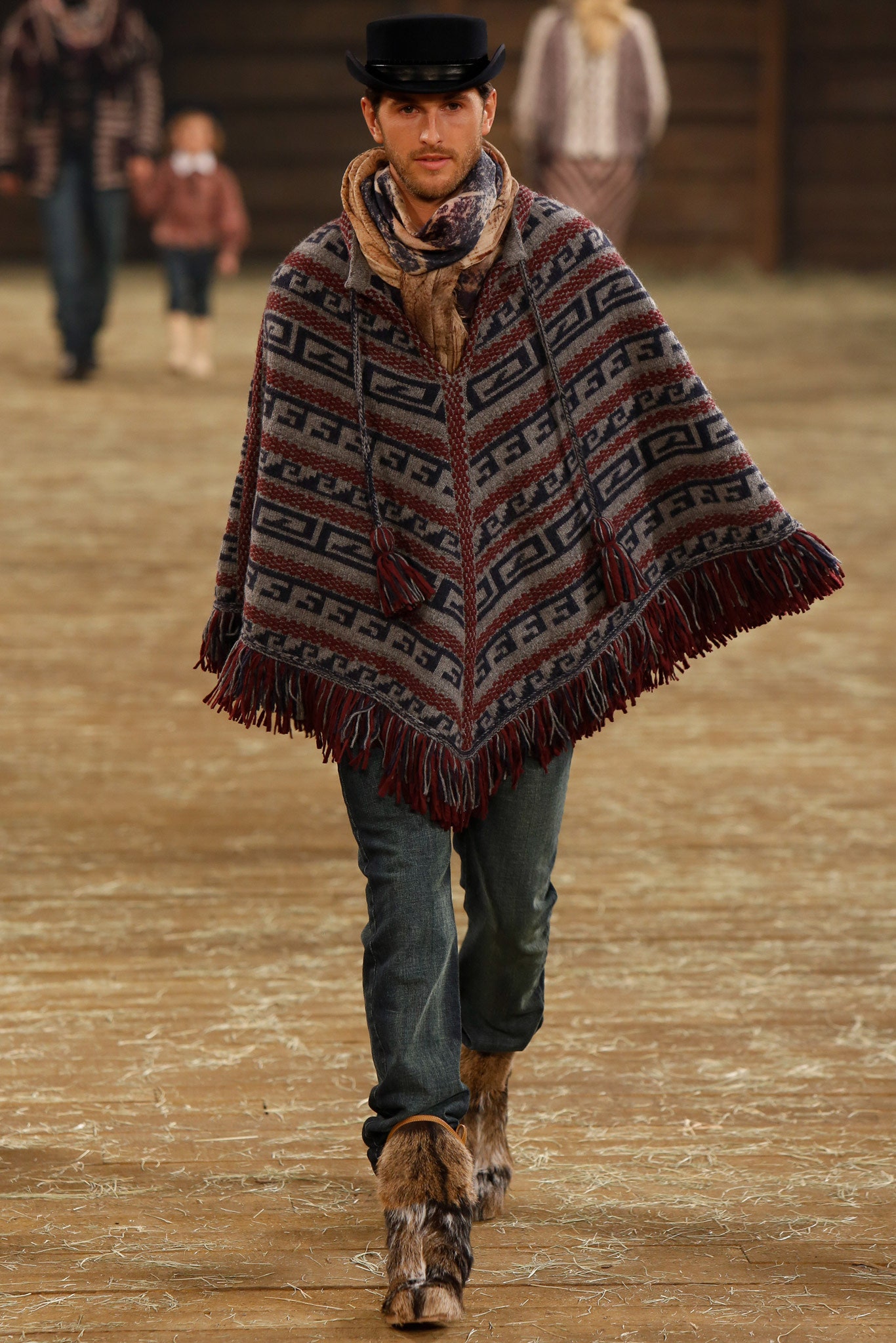Chanel F/W 14 Look 232