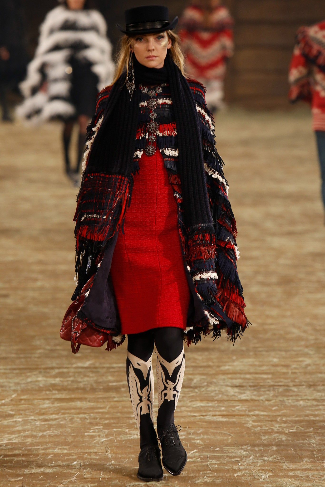 Chanel F/W 14 Look 286