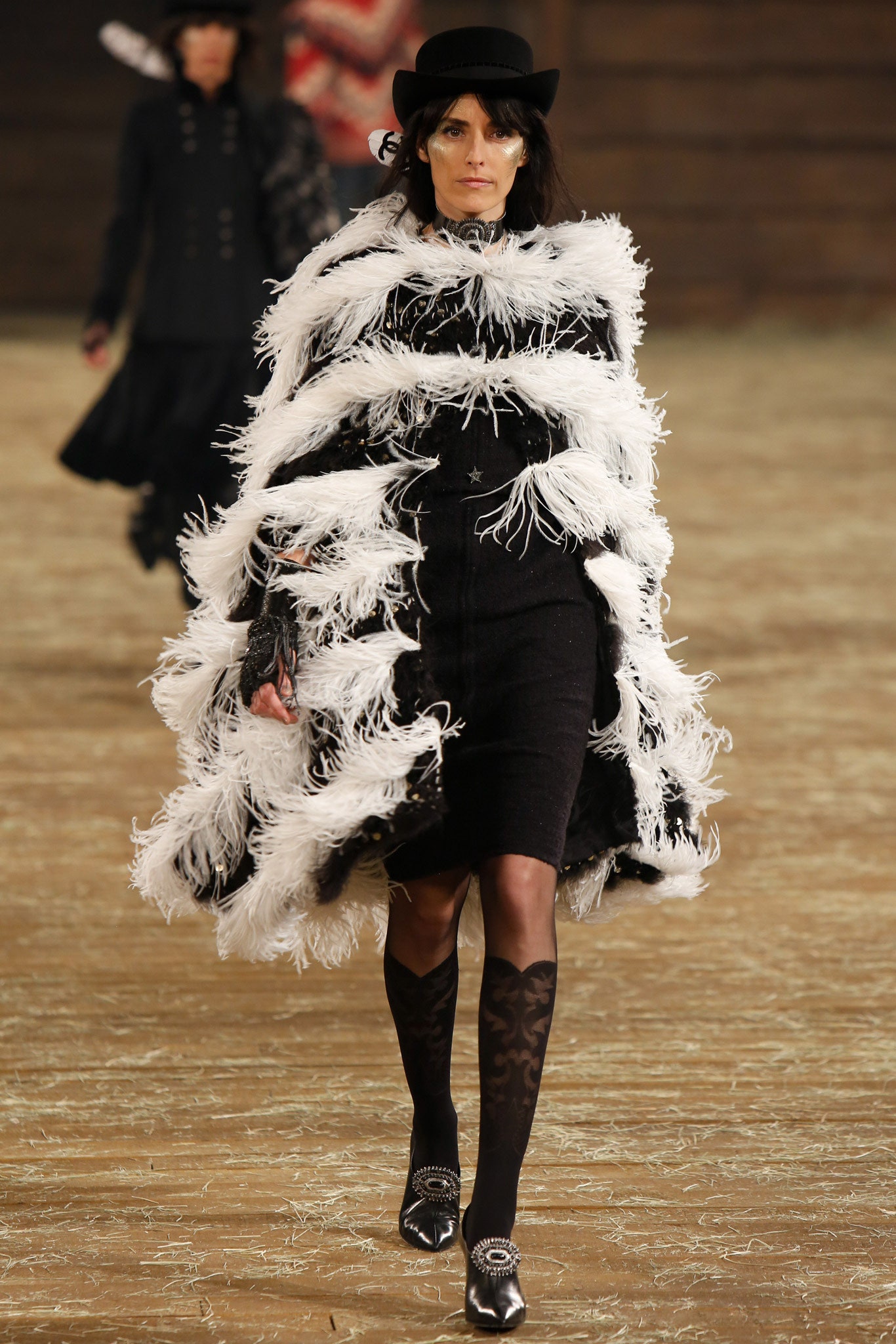 Chanel F/W 14 Look 298