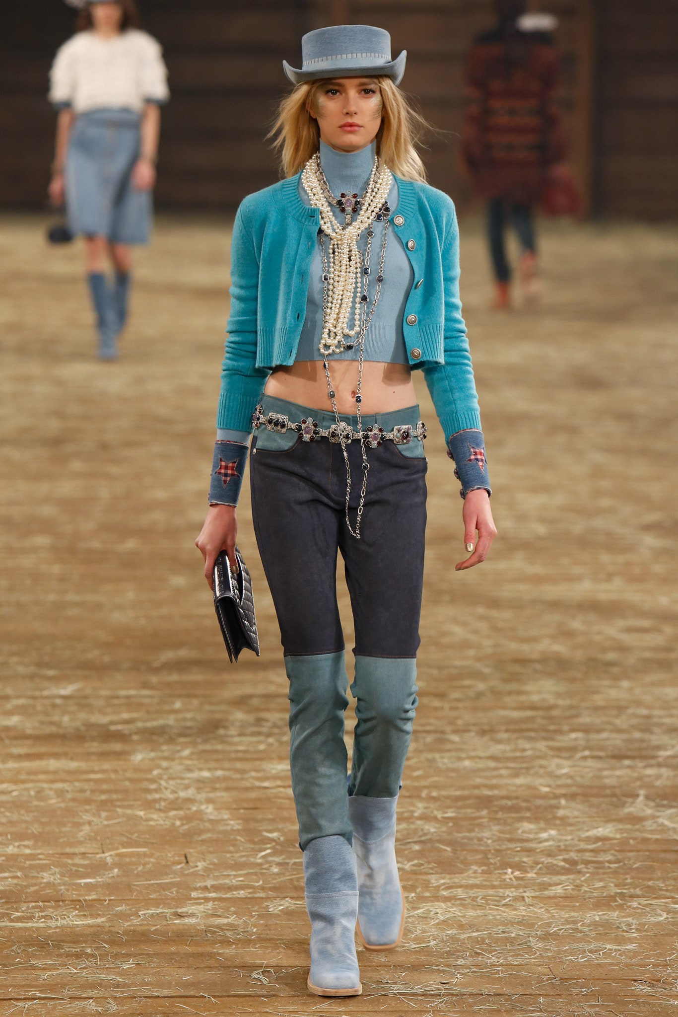 Chanel F/W 14 Look 391