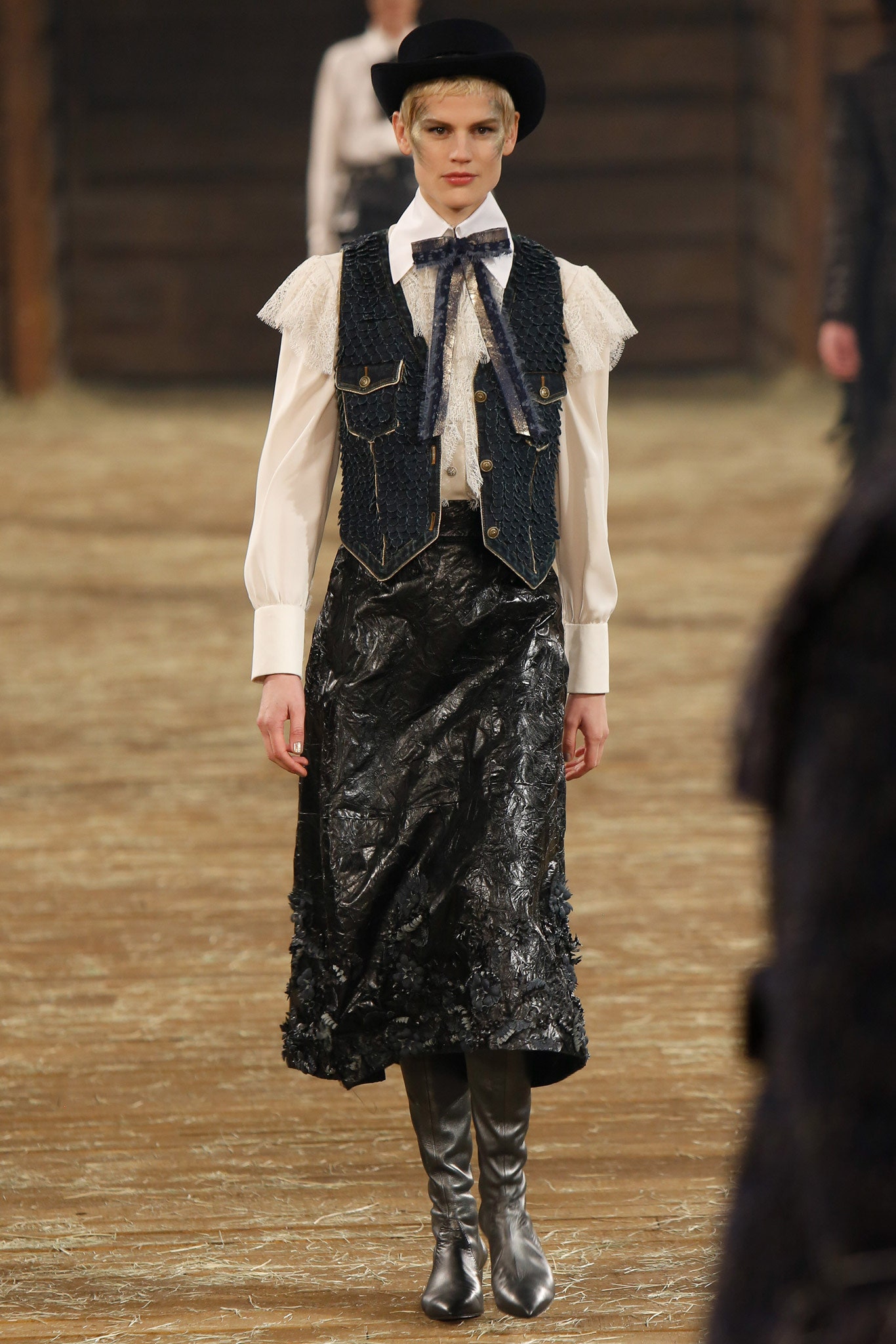 Chanel F/W 14 Look 507