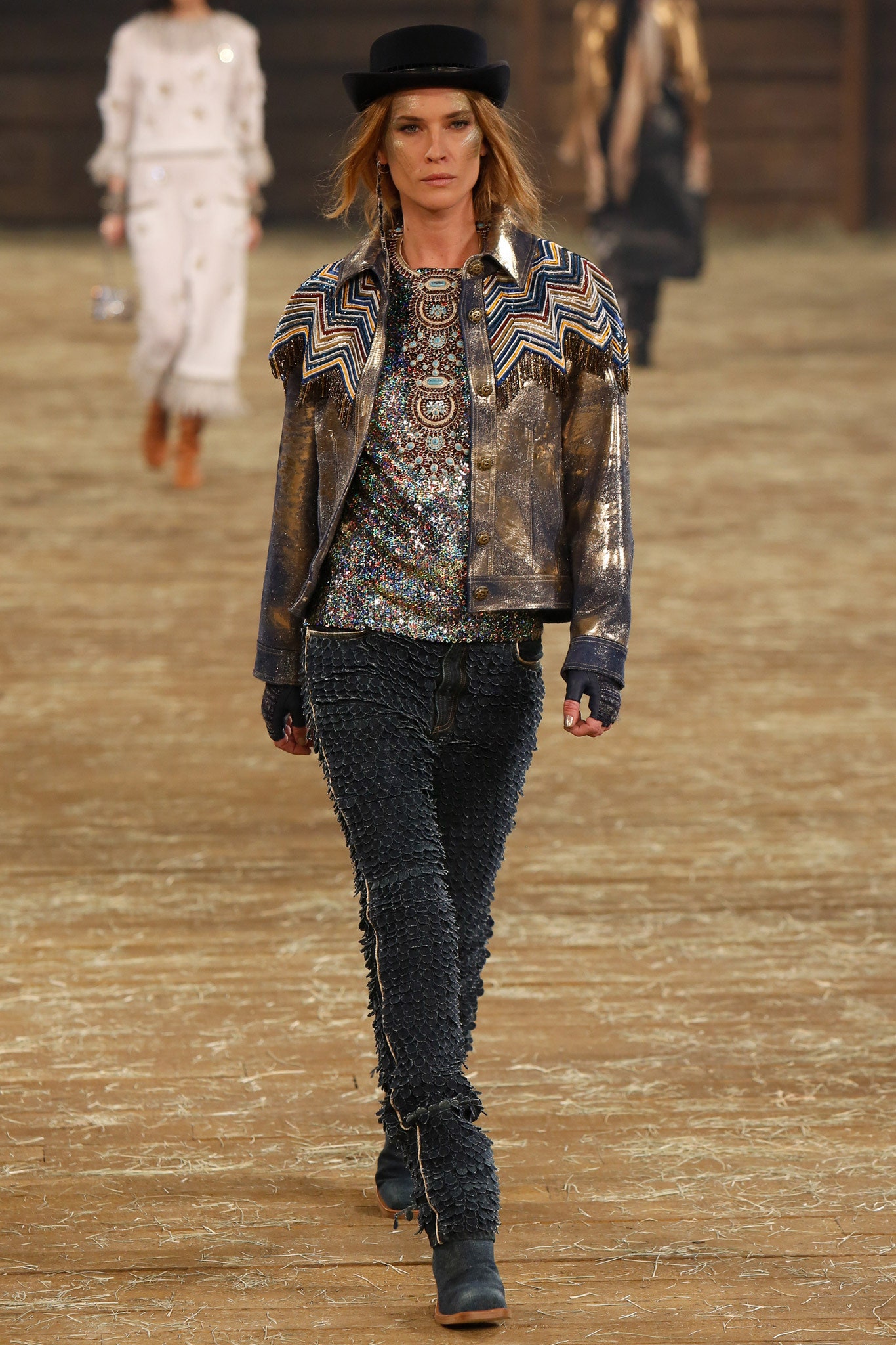Chanel F/W 14 Look 543