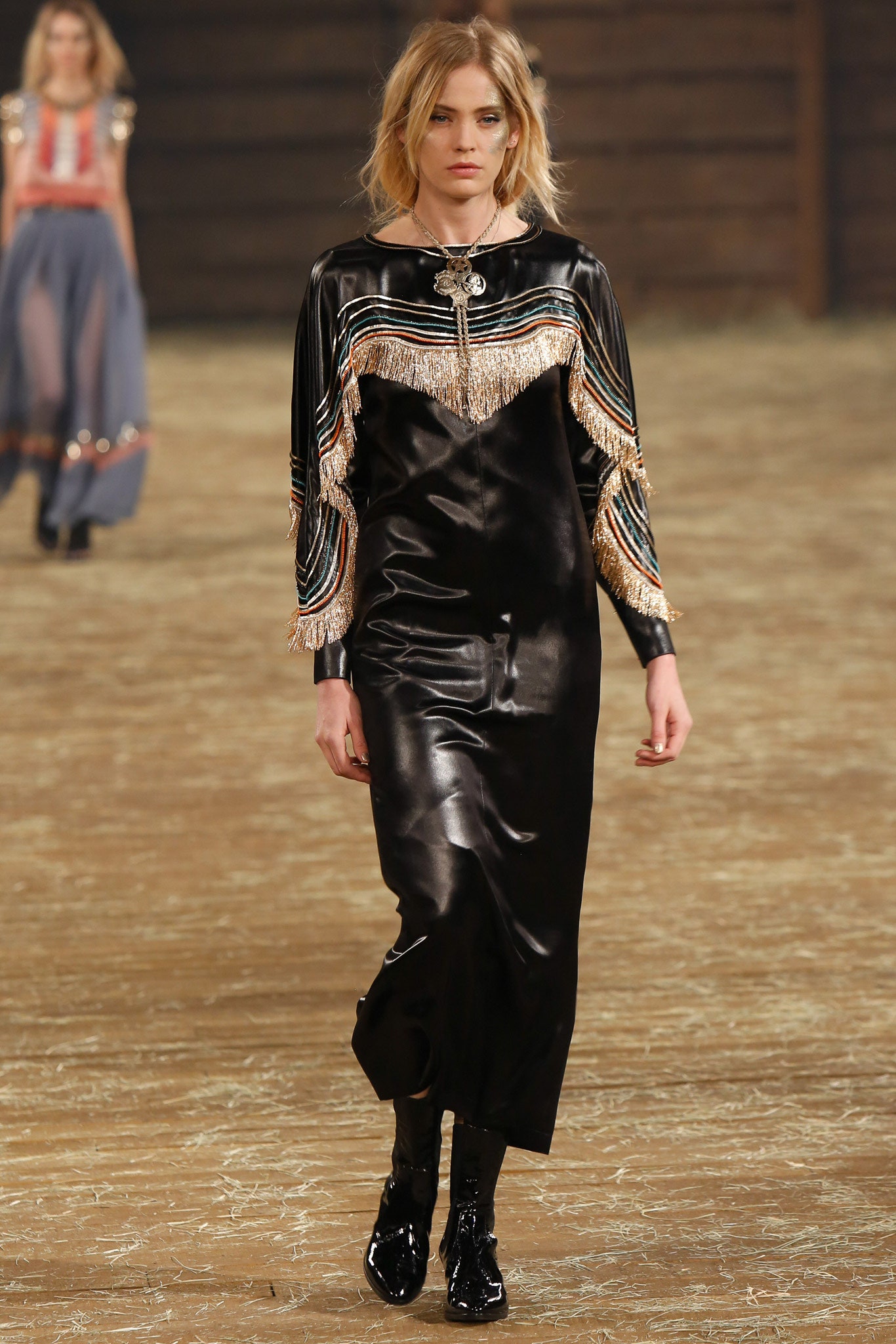 Chanel F/W 14 Look 591
