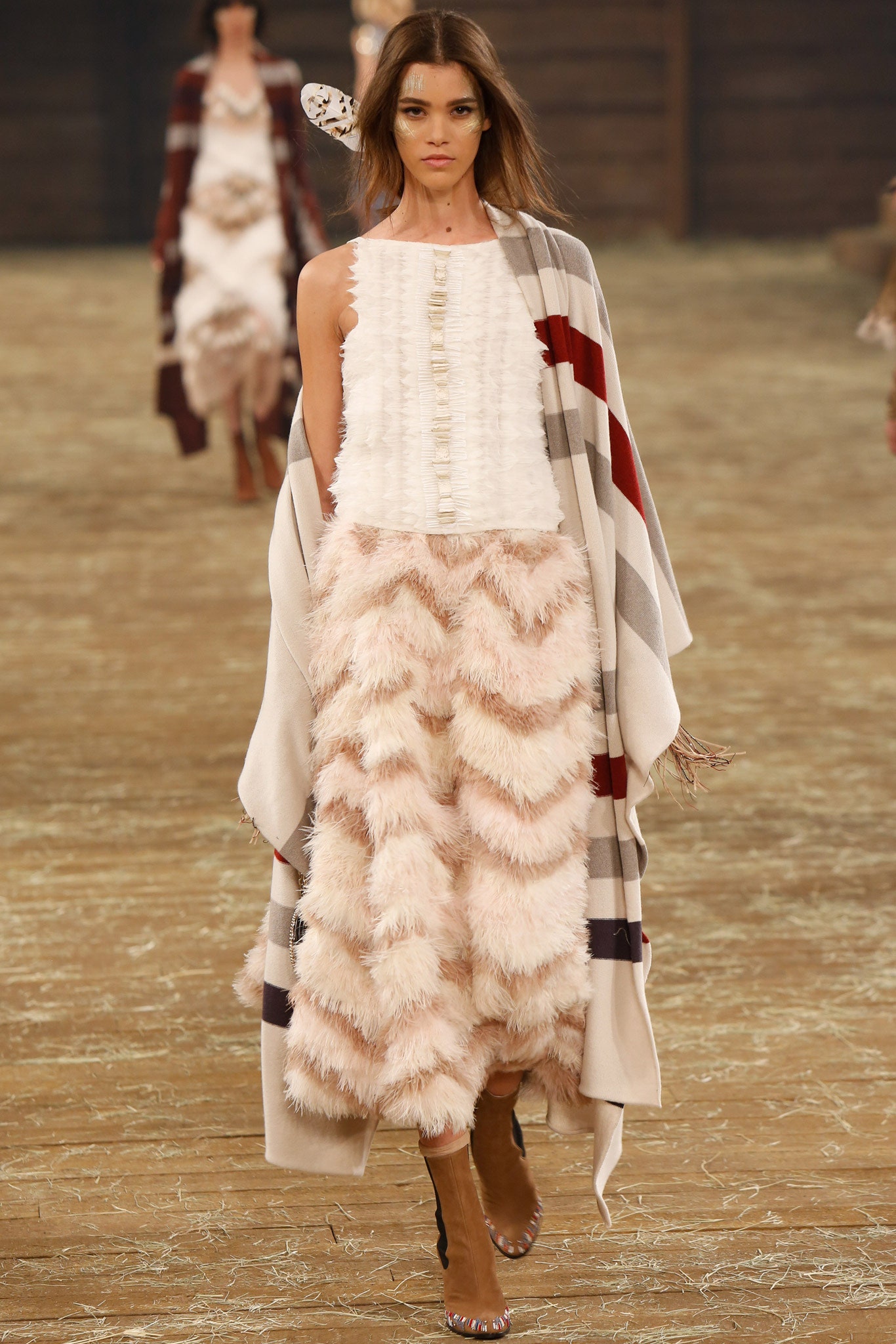 Chanel F/W 14 Look 612