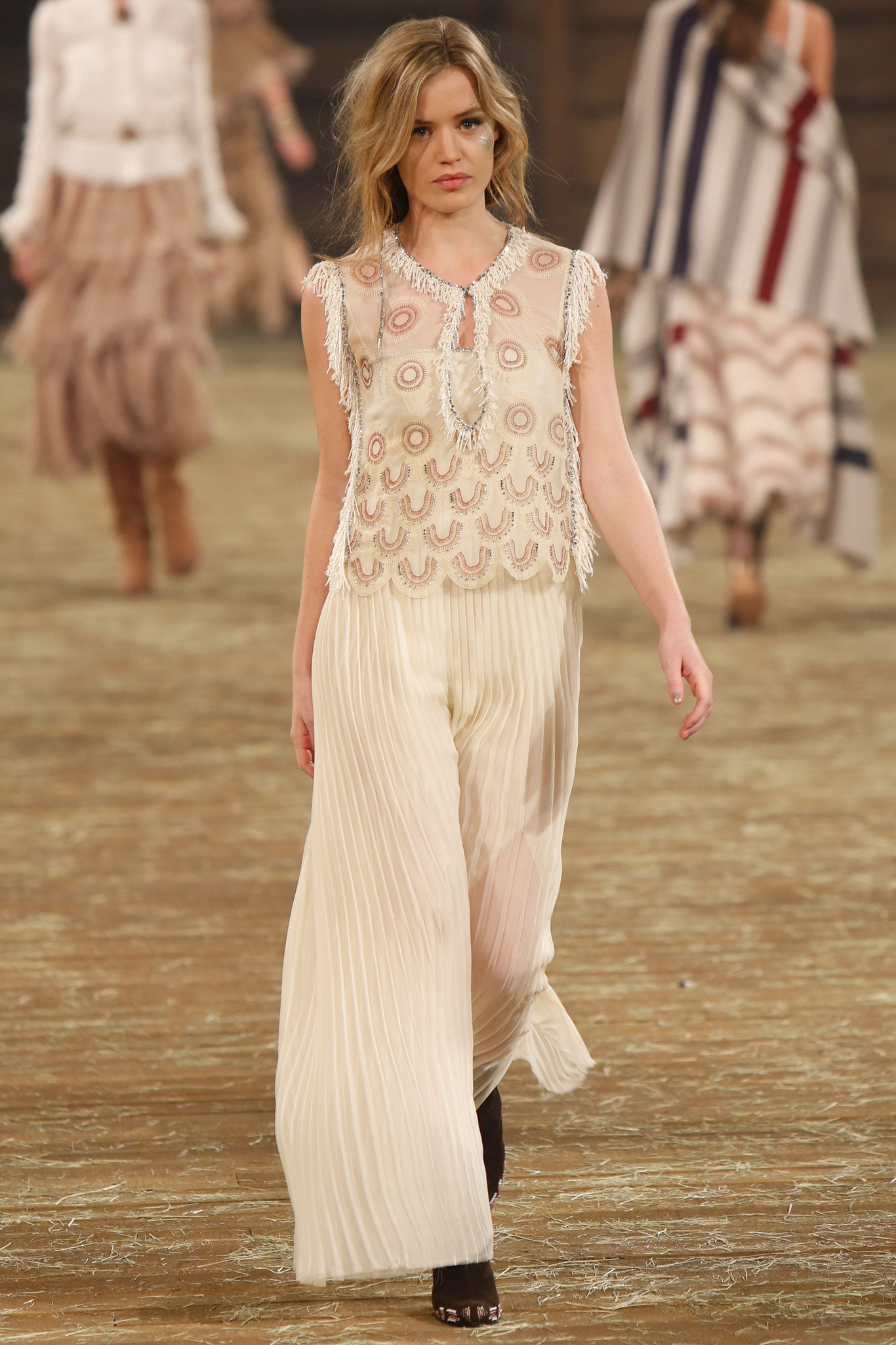 Chanel F/W 14 Look 622