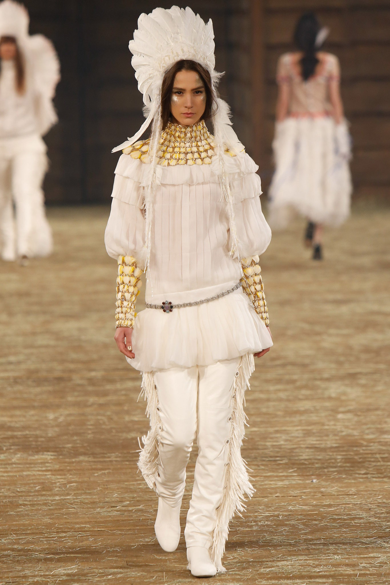 Chanel F/W 14 Look 663