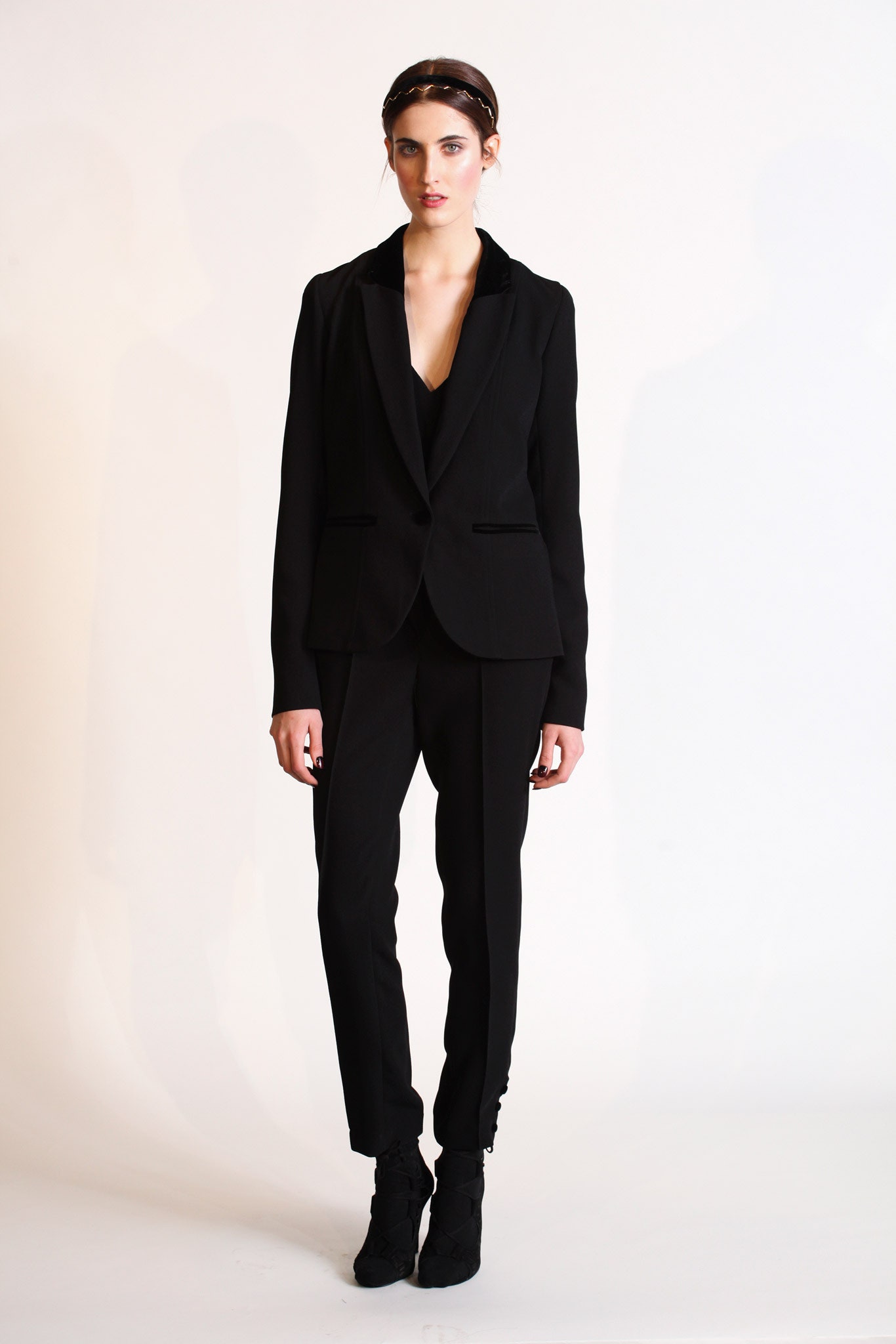black shawl-lapel tailored blazer