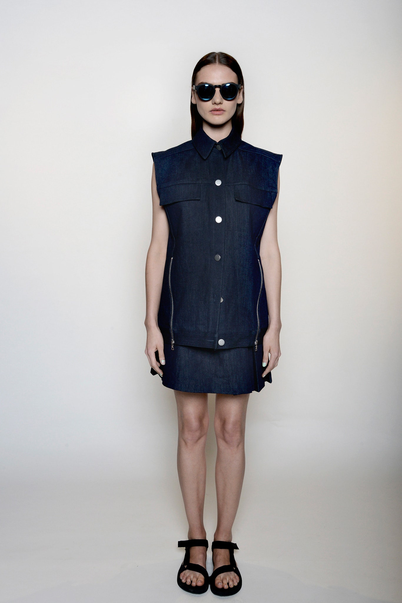 sleeveless denim utility vest