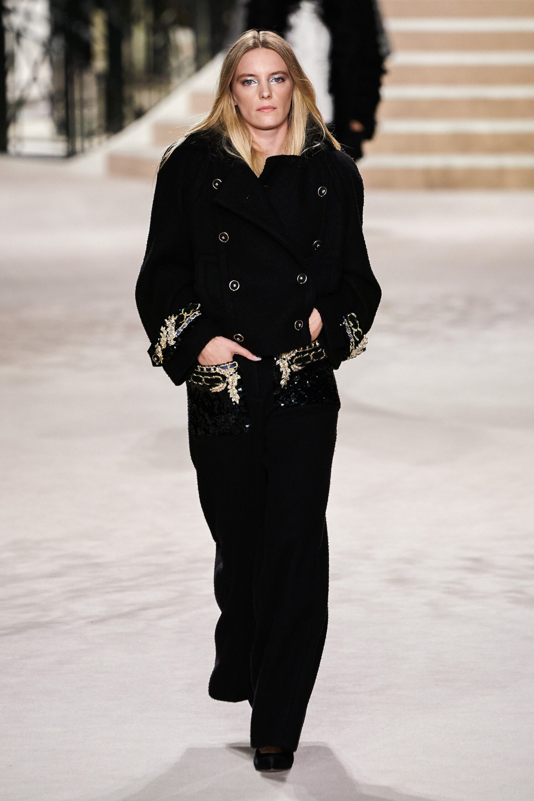 Chanel F/W 20 Look 5