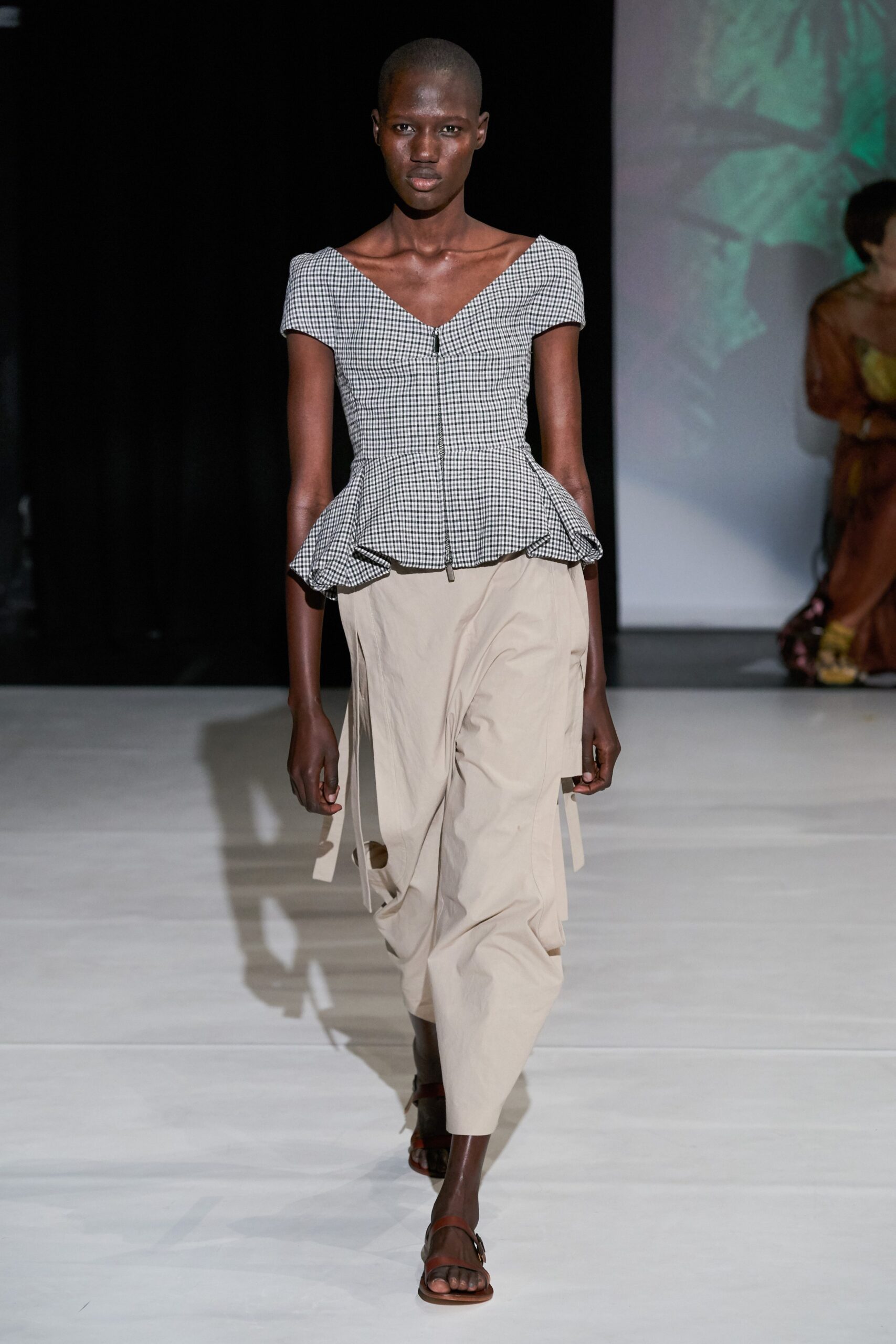 Chalayan S/S 20 Look 137
