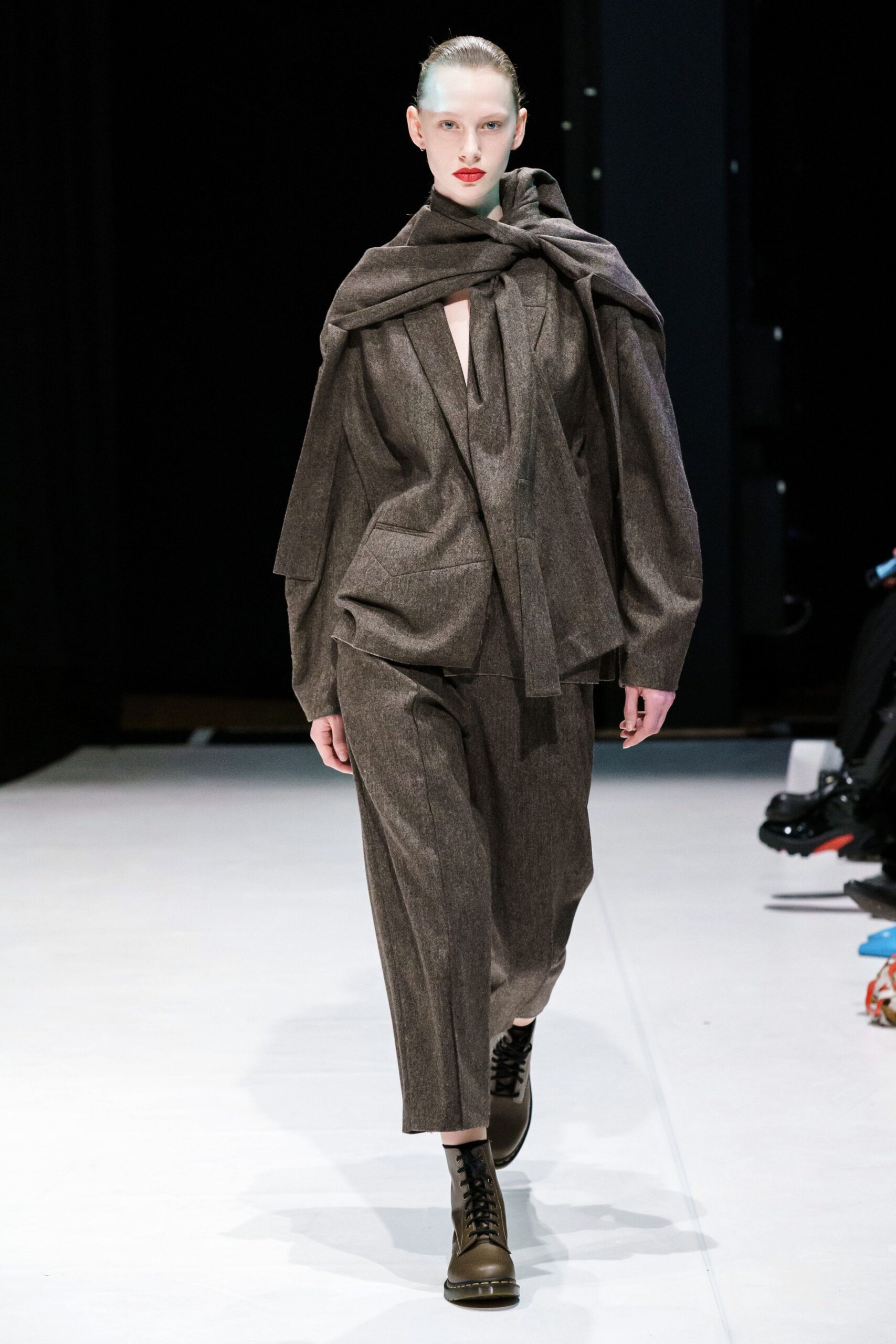 Chalayan F/W 20 Look 185