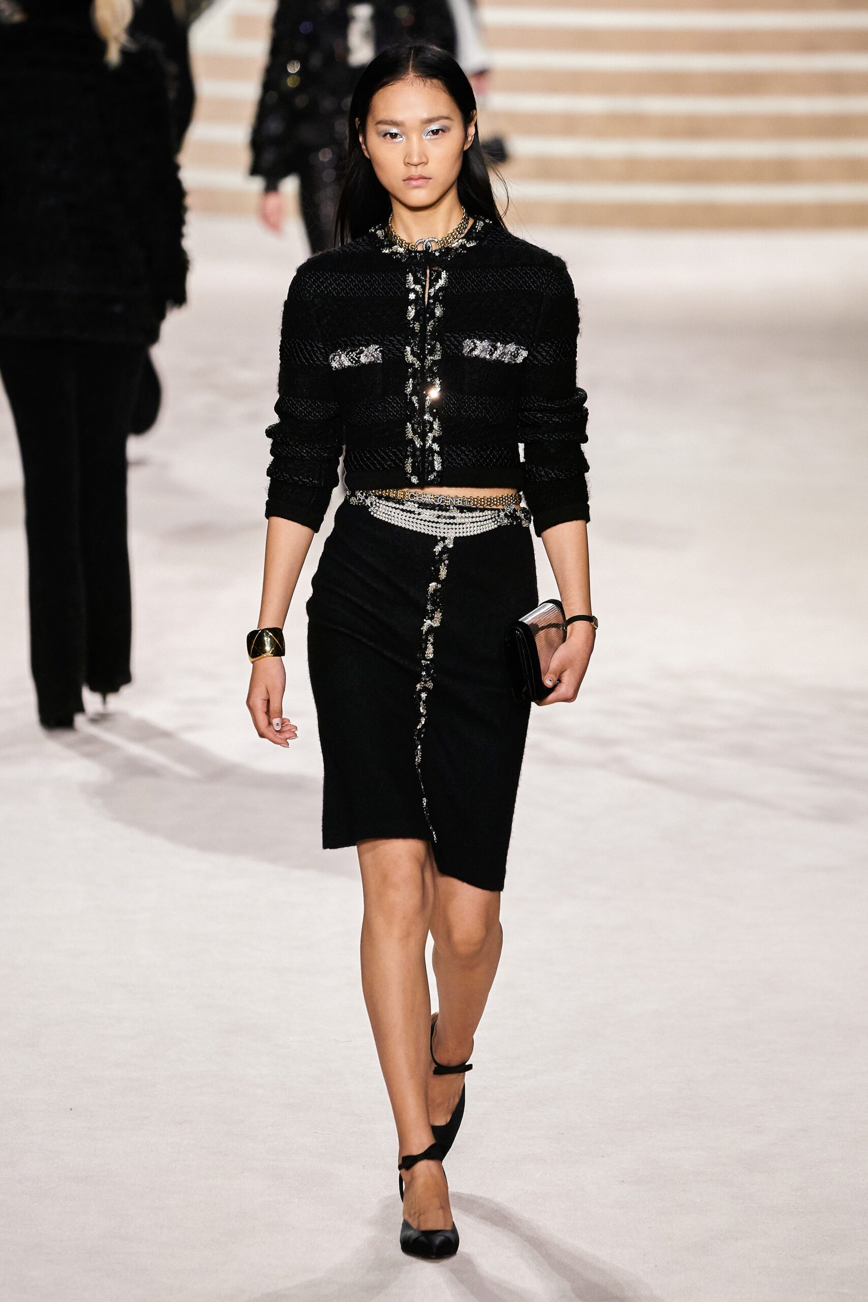Chanel F/W 20 Look 13