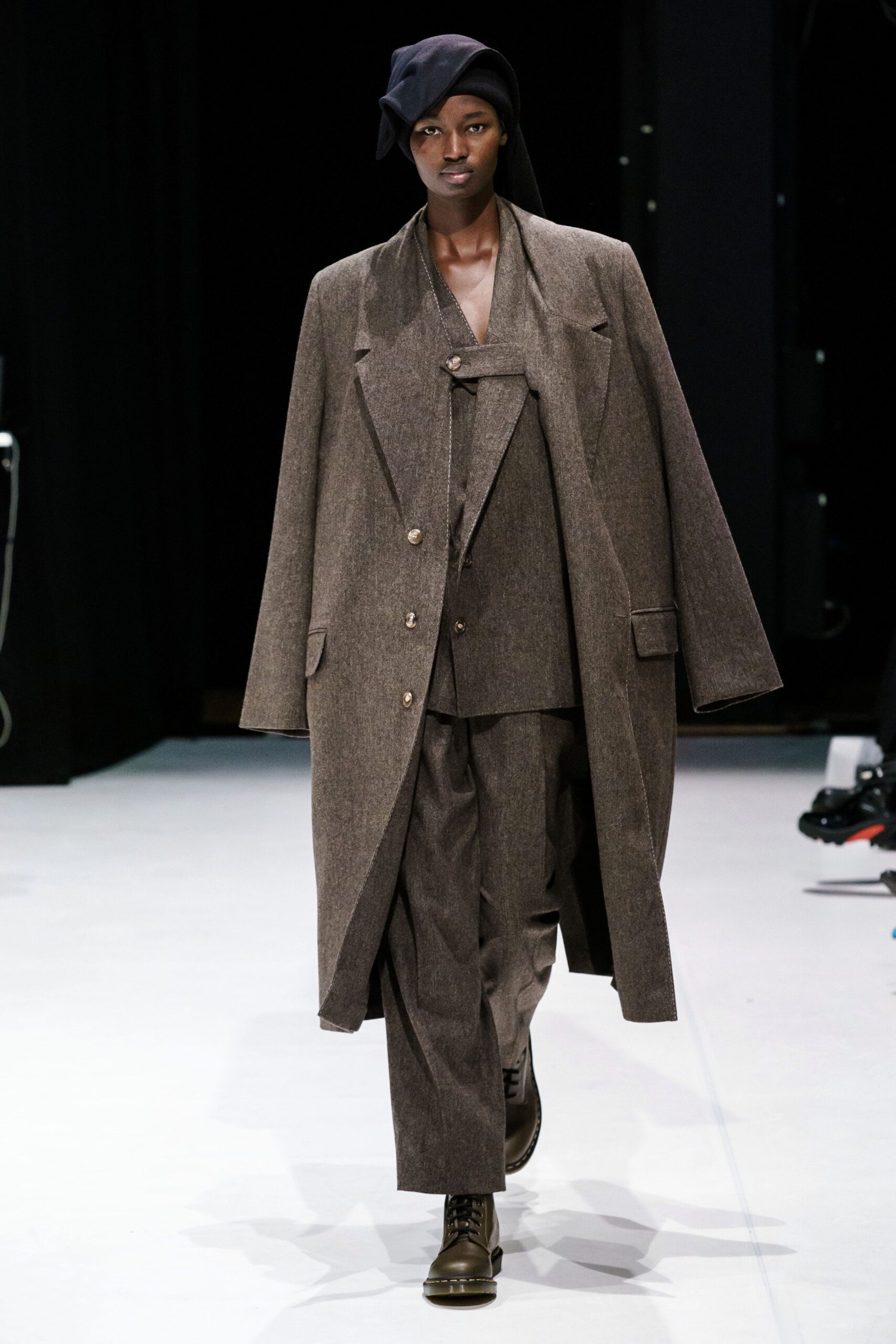 Chalayan F/W 20 Look 190